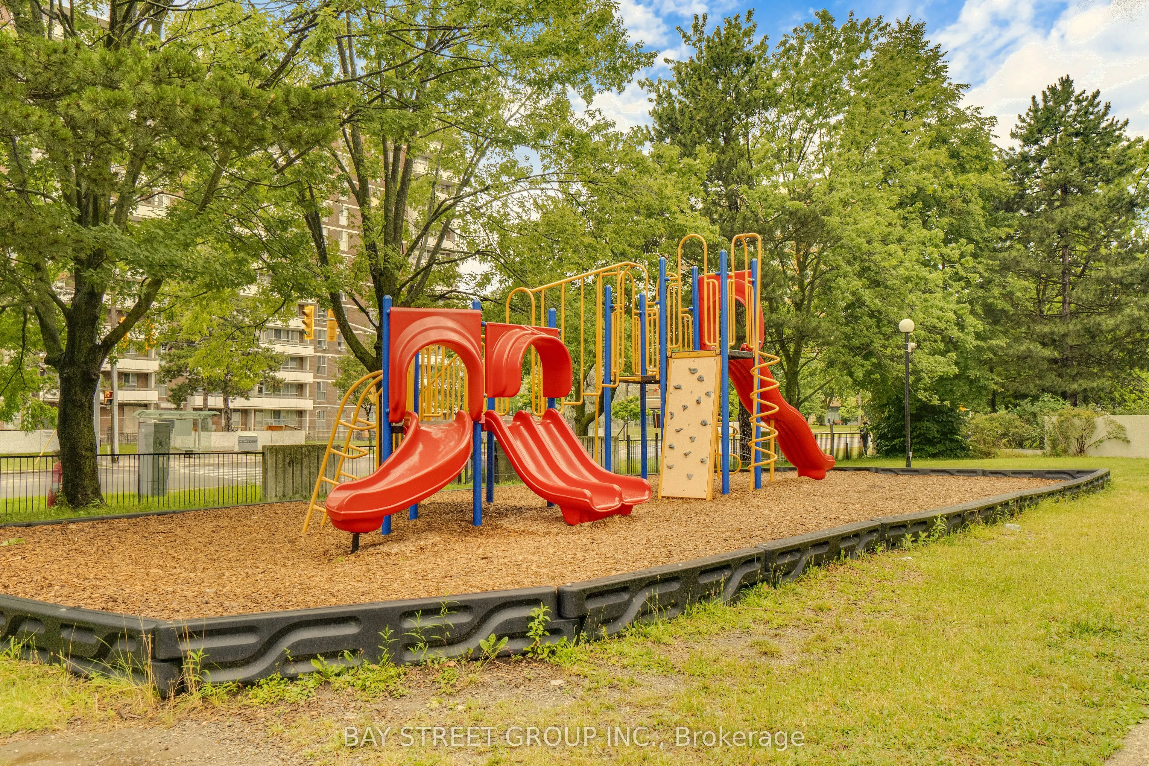 10 Stonehill Court #1207