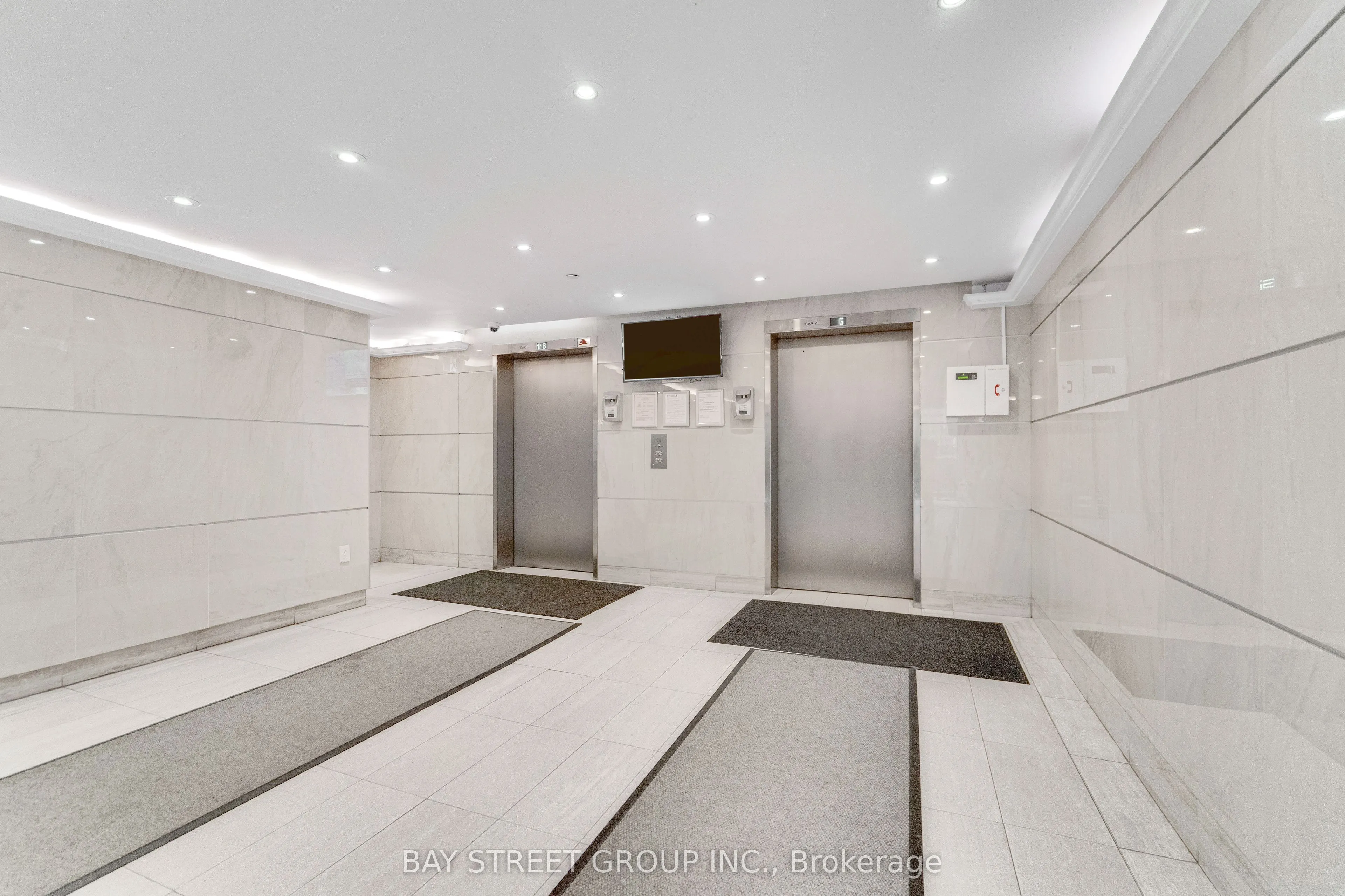 10 Stonehill Court #1207