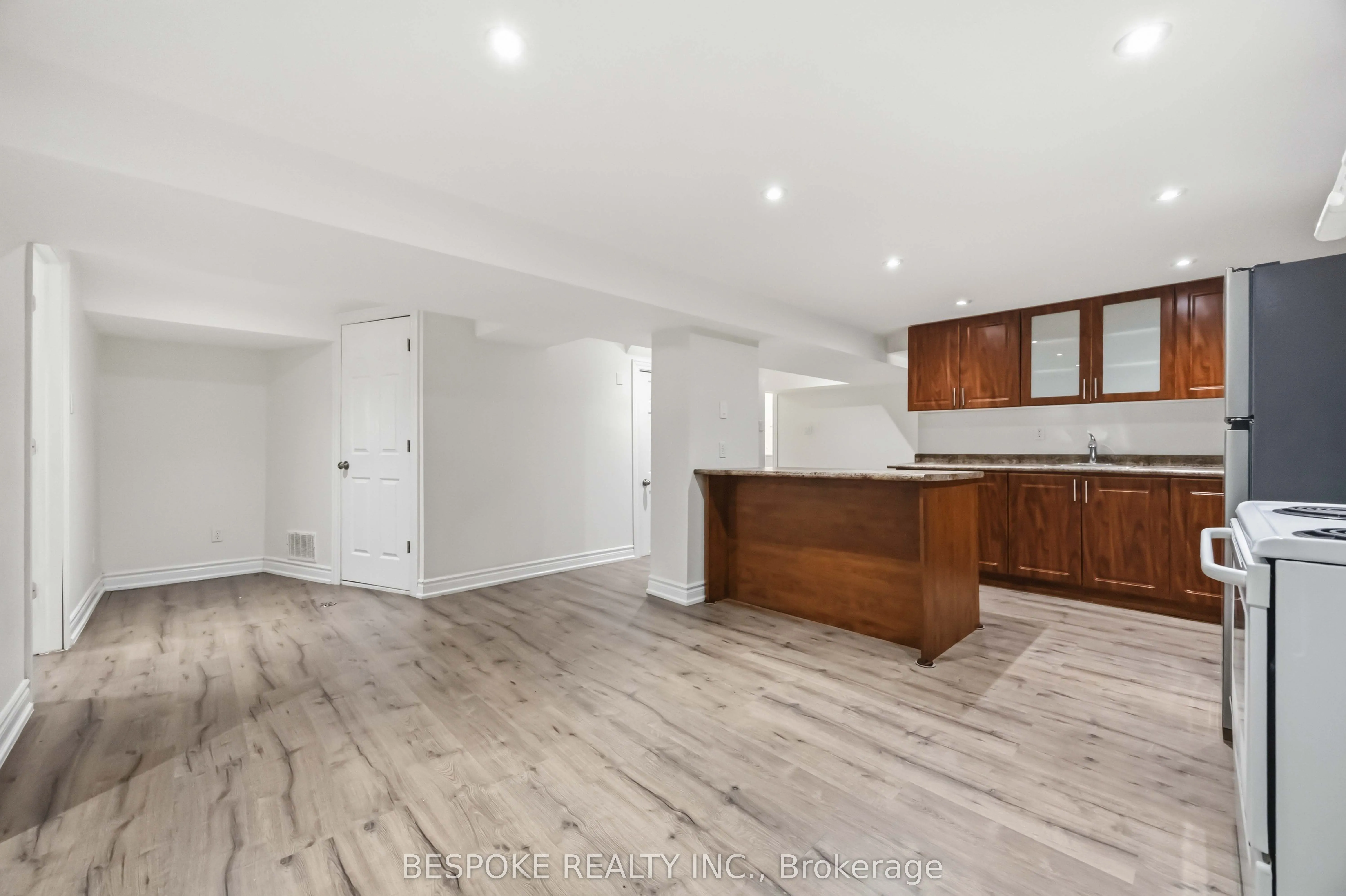 54 Mcinnes Crescent #Bsmt