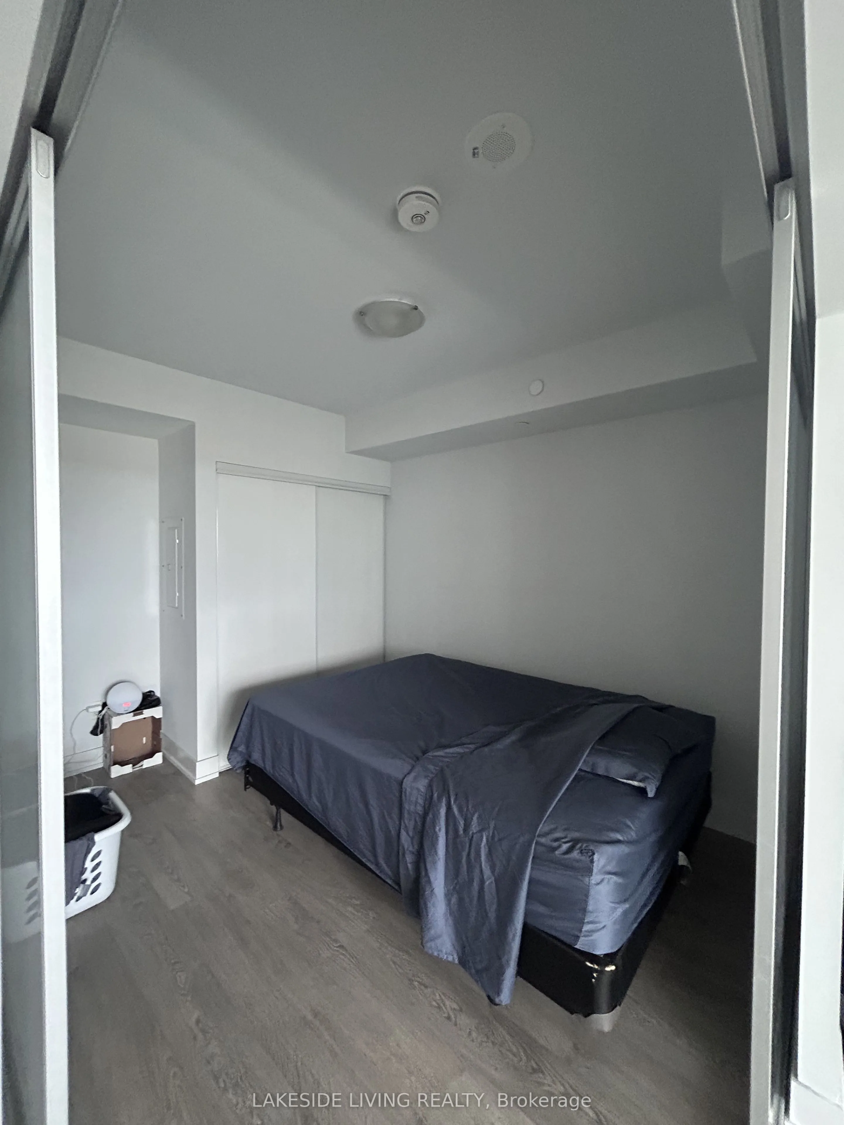 2550 Simcoe Street N #2201