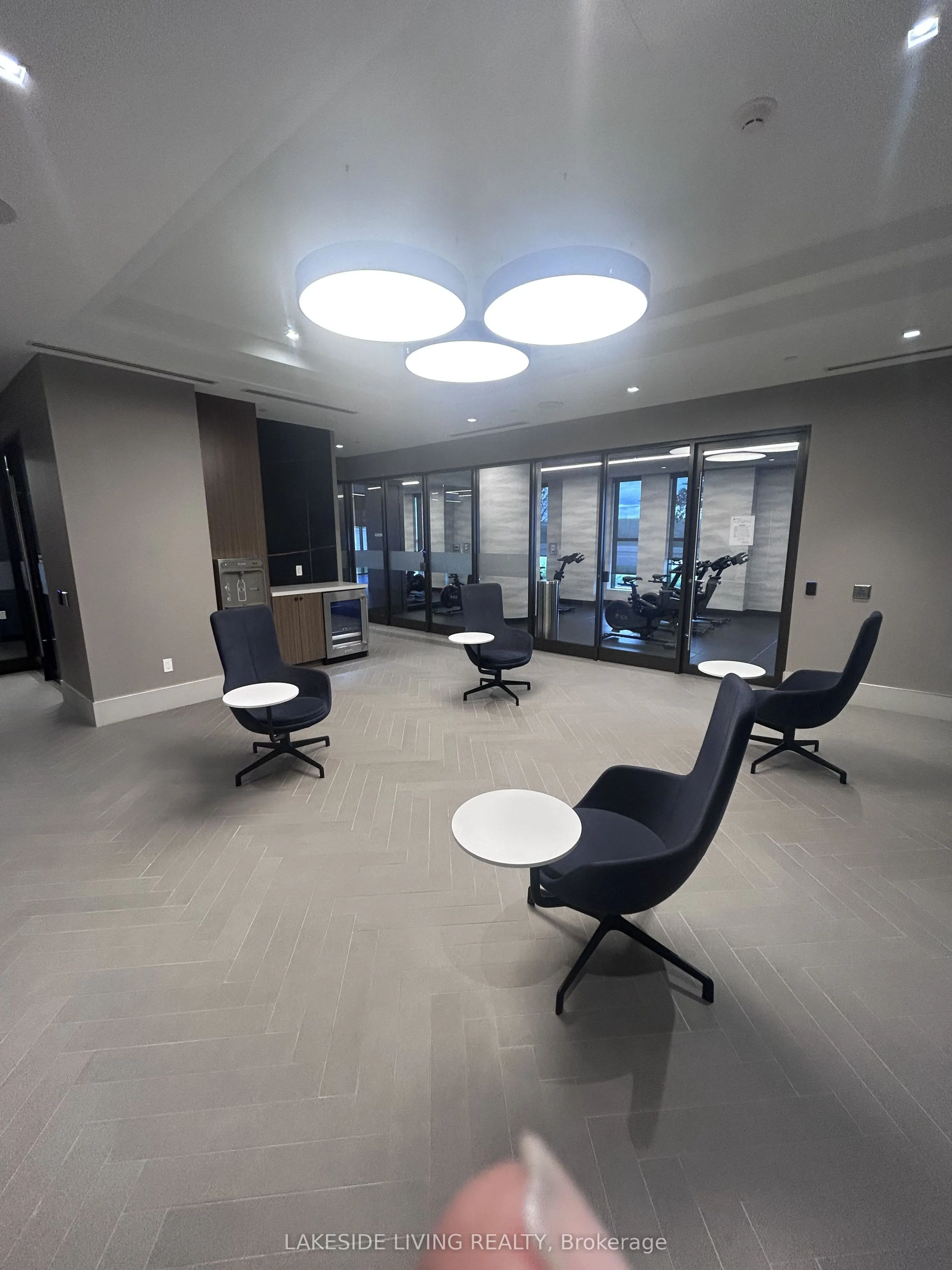 2550 Simcoe Street N #2201