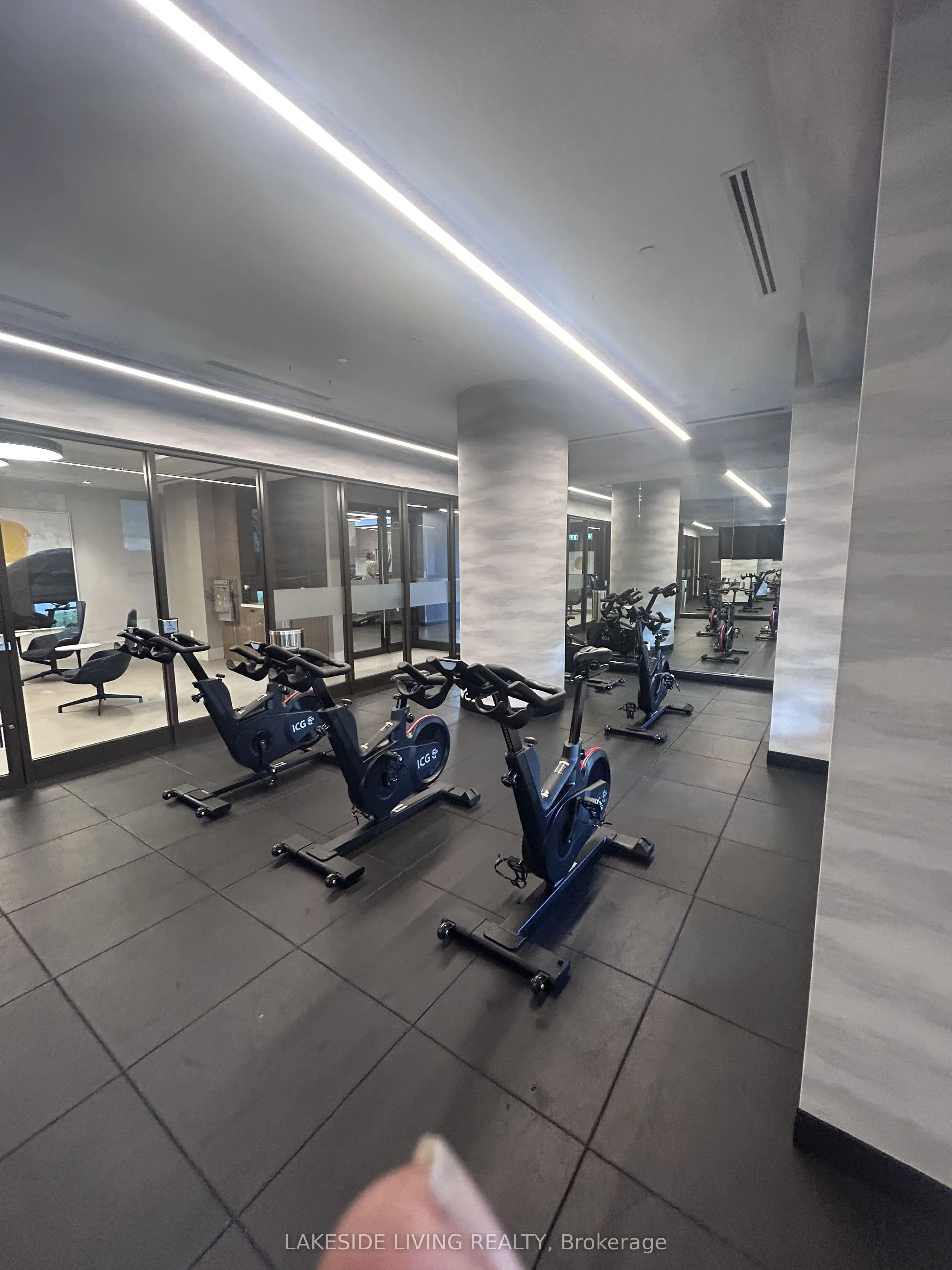 2550 Simcoe Street N #2201