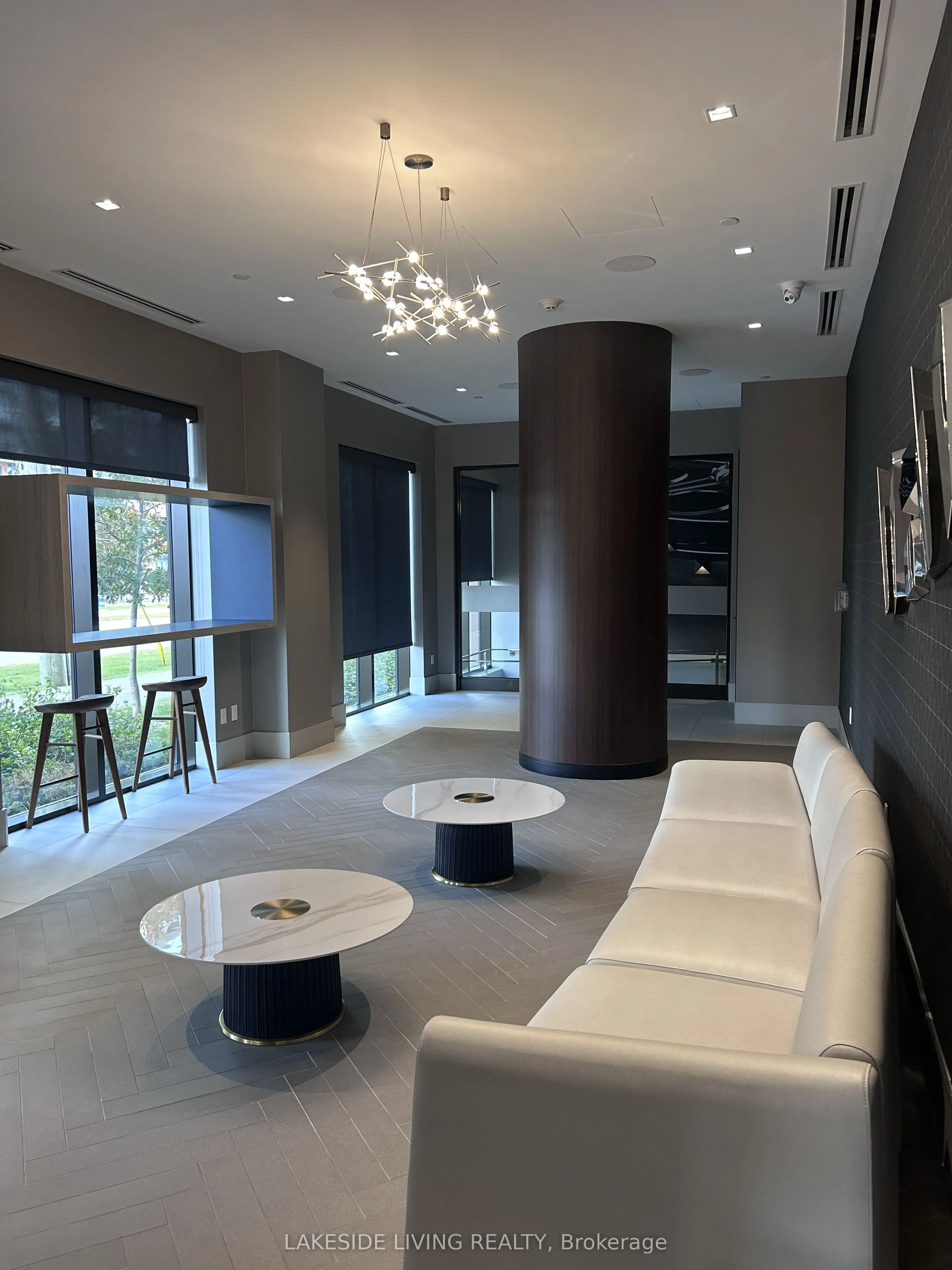 2550 Simcoe Street N #2201