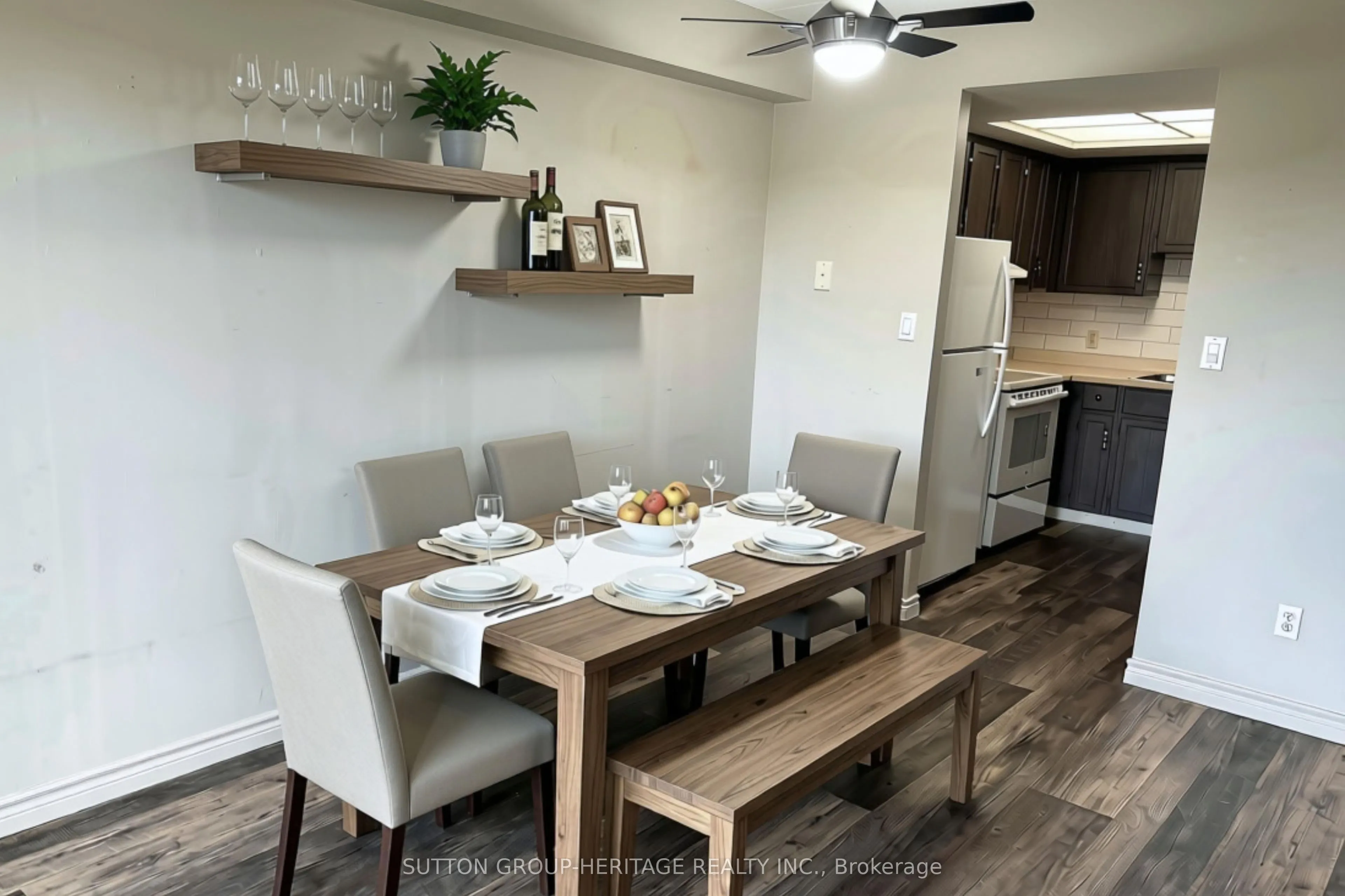 144 Queen Street W #403