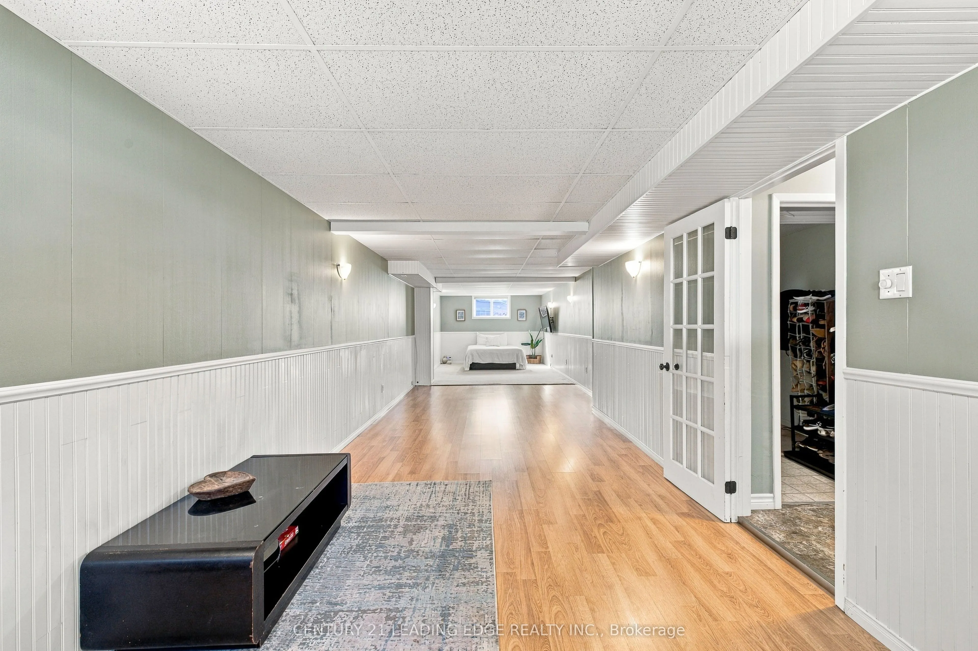 10 Fairbairn Court
