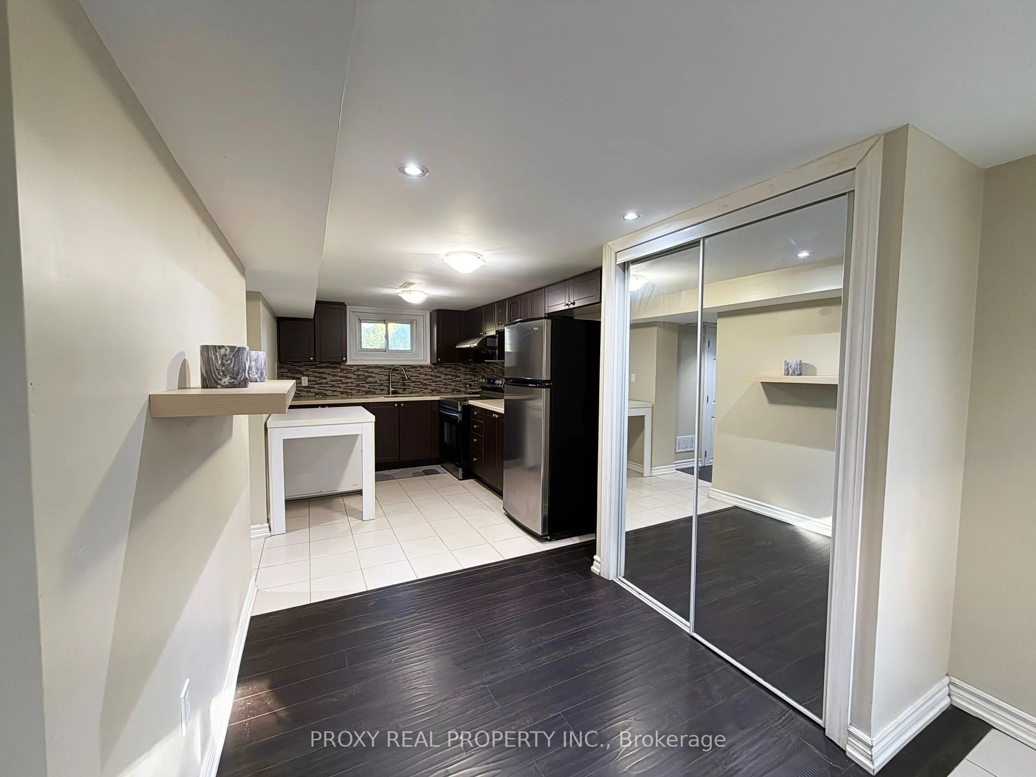 15 Suraty (Basement) Avenue