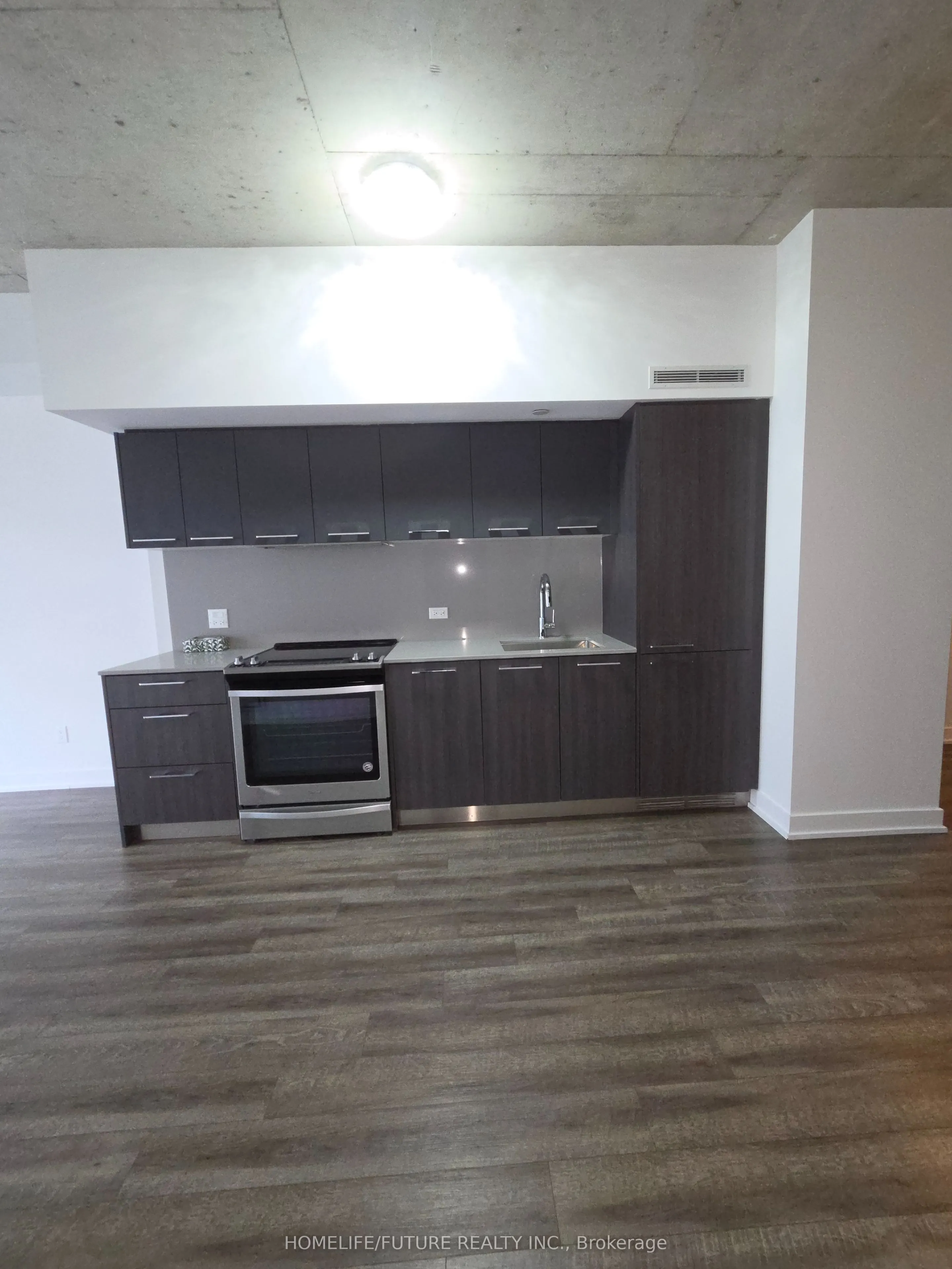 15 Baseball Place #724