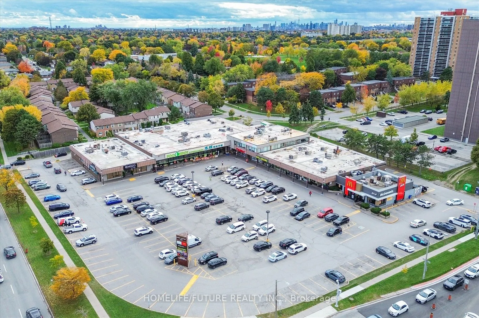 3260 Sheppard Avenue E #1906