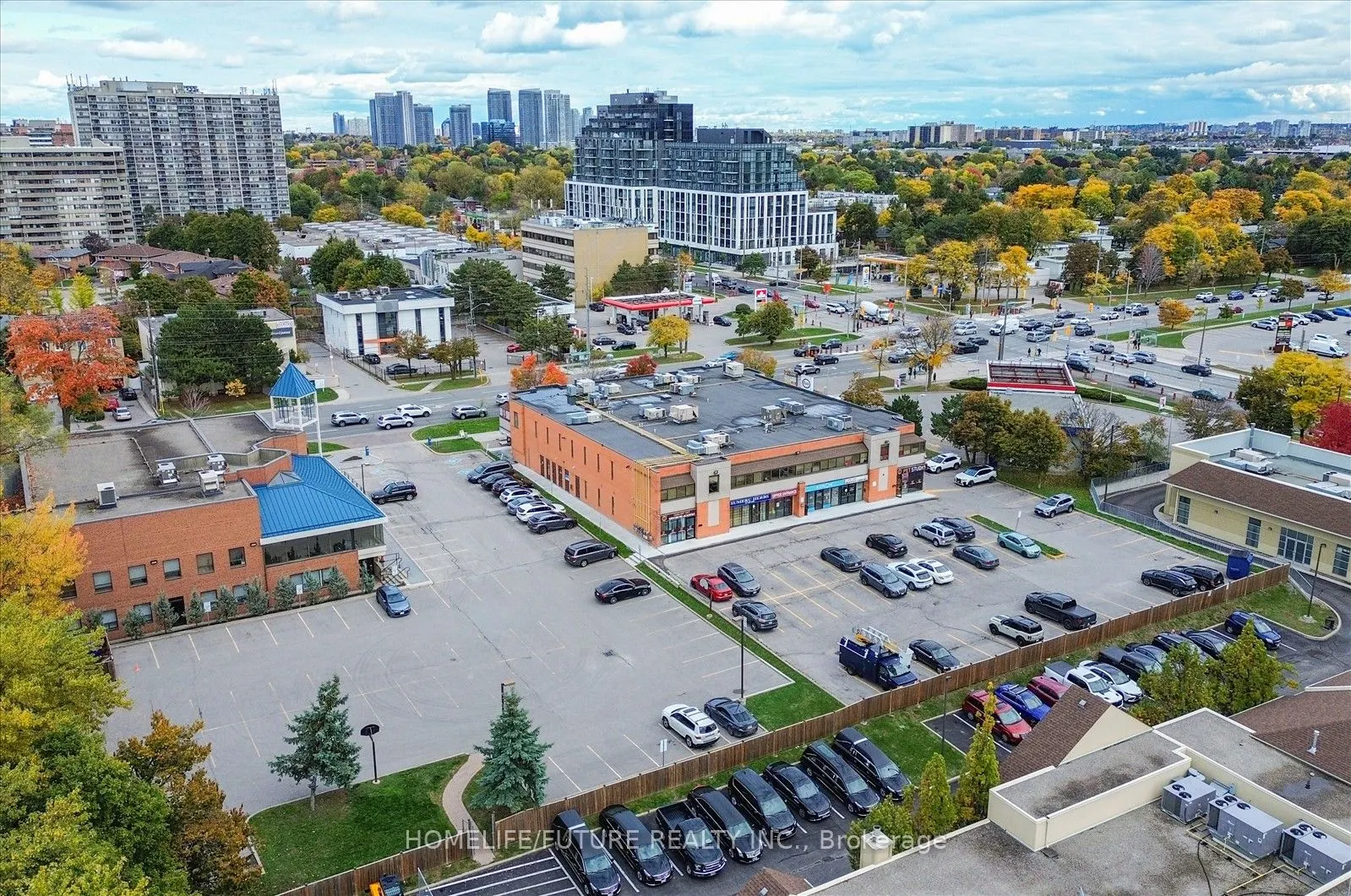 3260 Sheppard Avenue E #1906