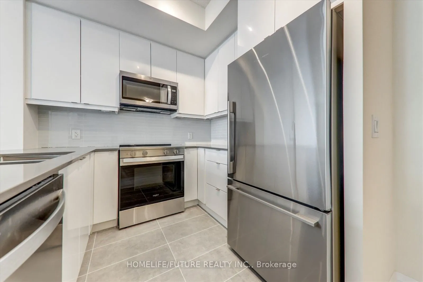 3260 Sheppard Avenue E #1906