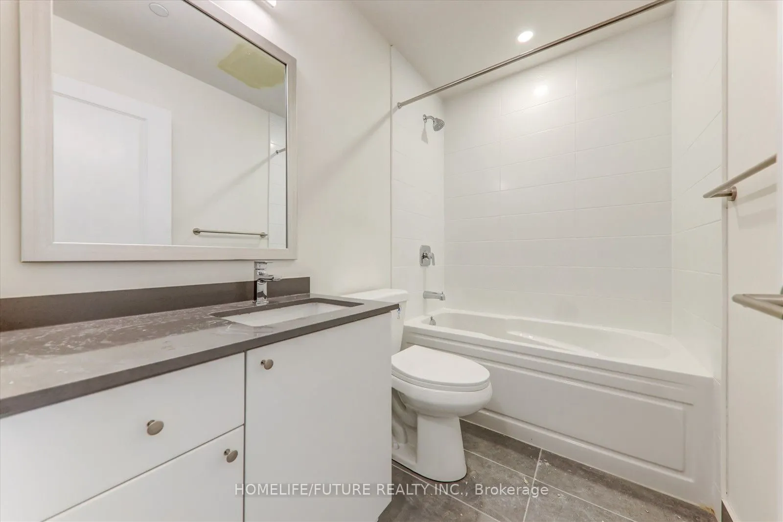 3260 Sheppard Avenue E #1906