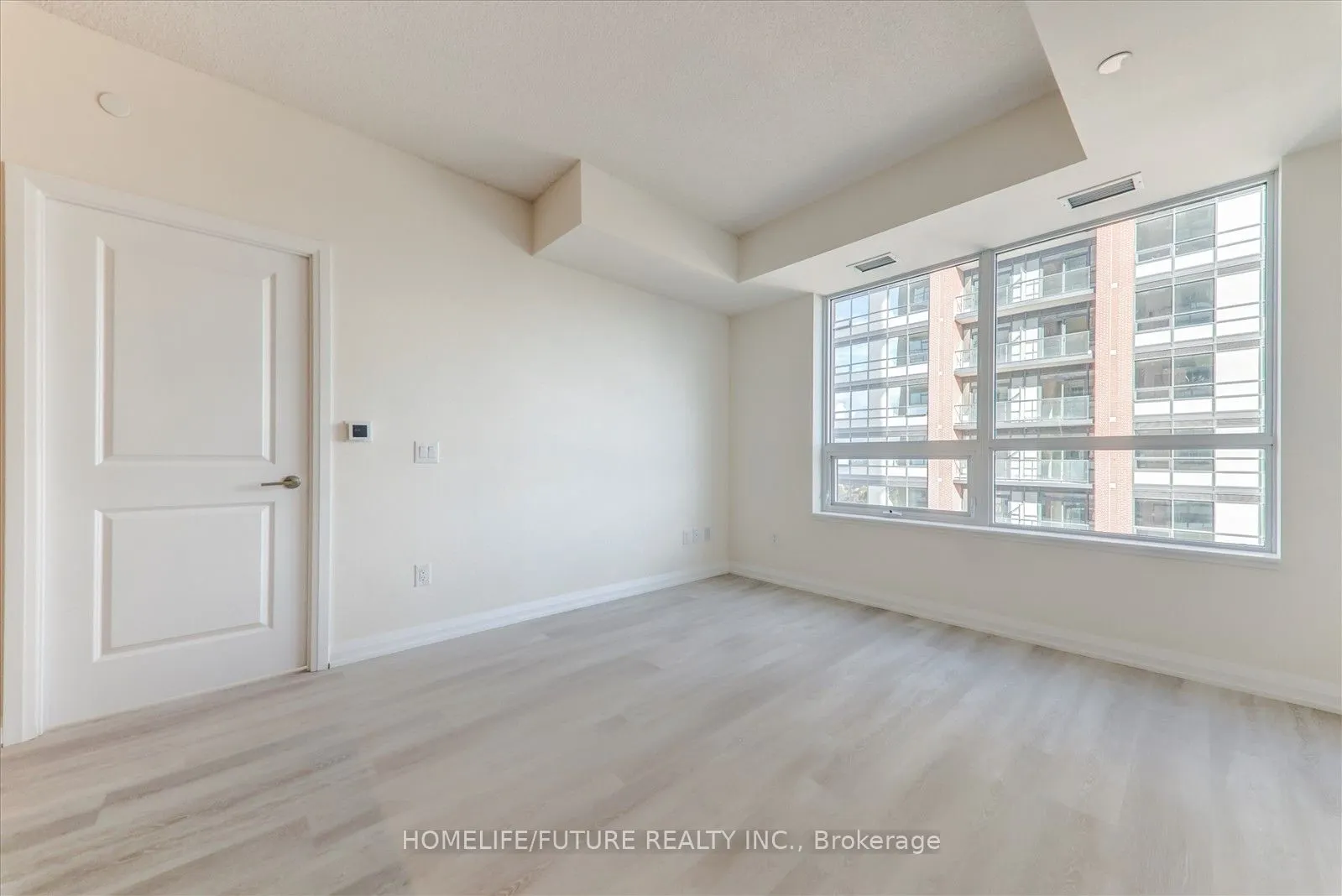 3260 Sheppard Avenue E #1906