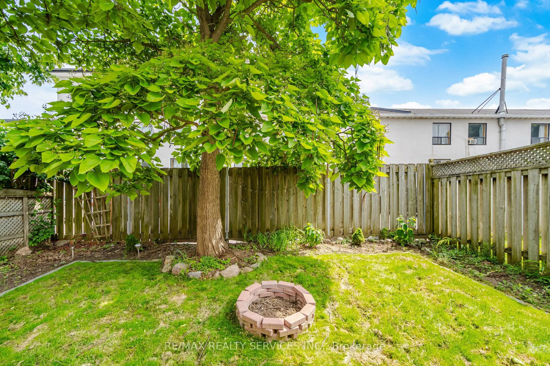 15 Climie Court