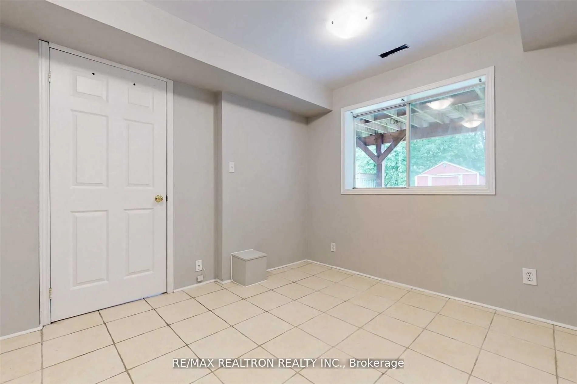 1250 Dartmoor Street ##Lower