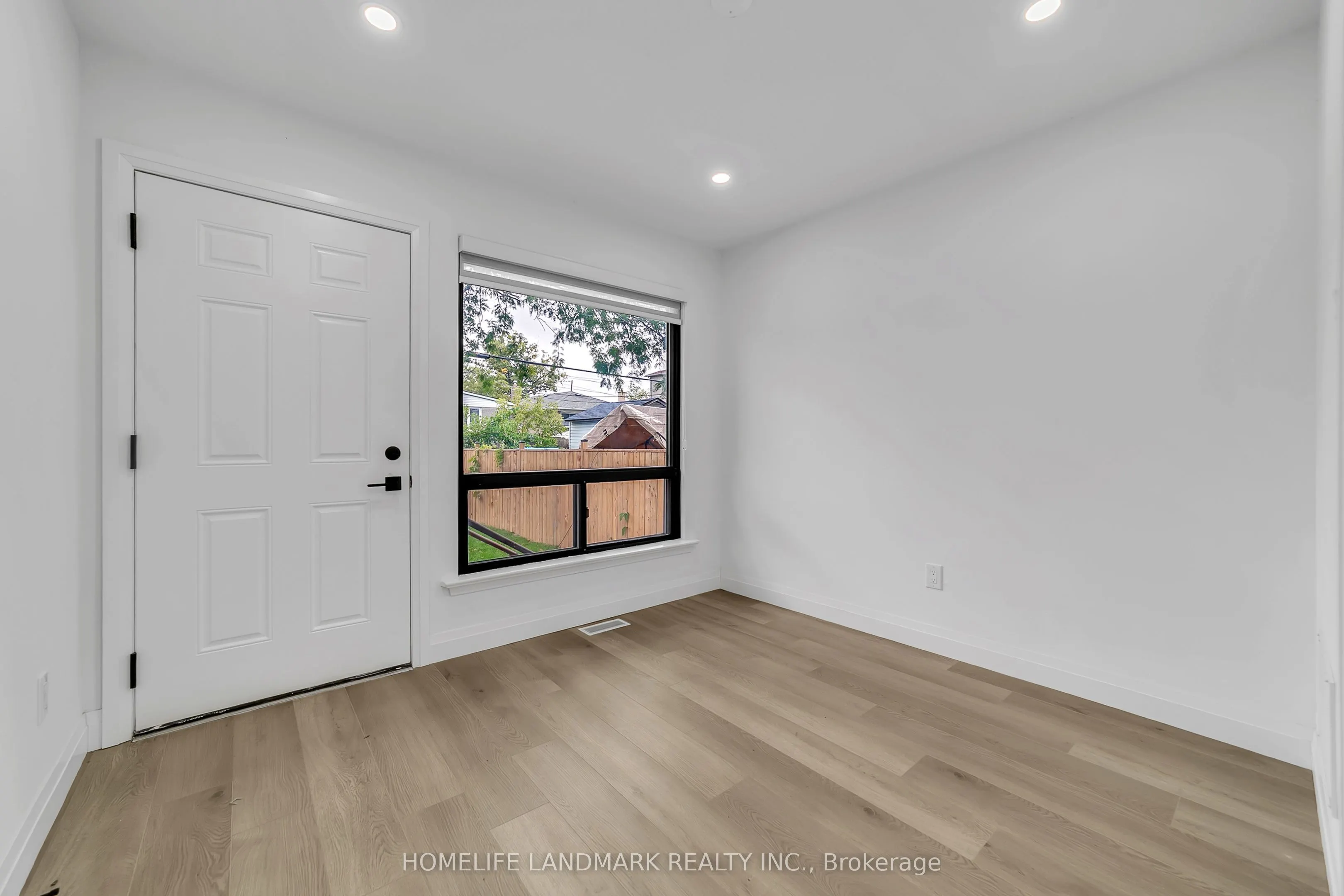 31A (Main Floor) Laurel Avenue
