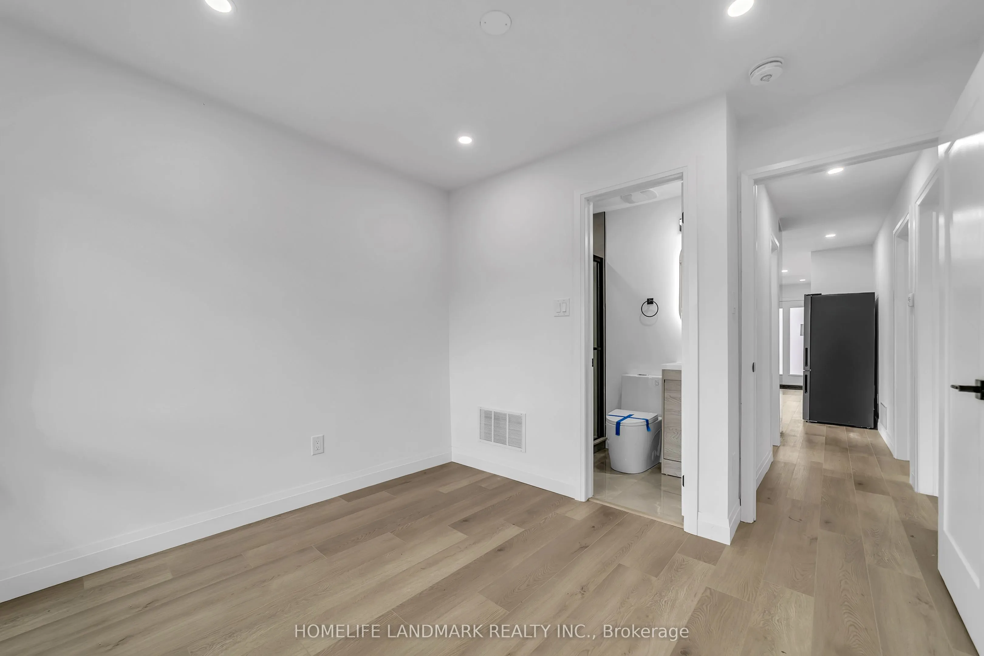 31A (Main Floor) Laurel Avenue
