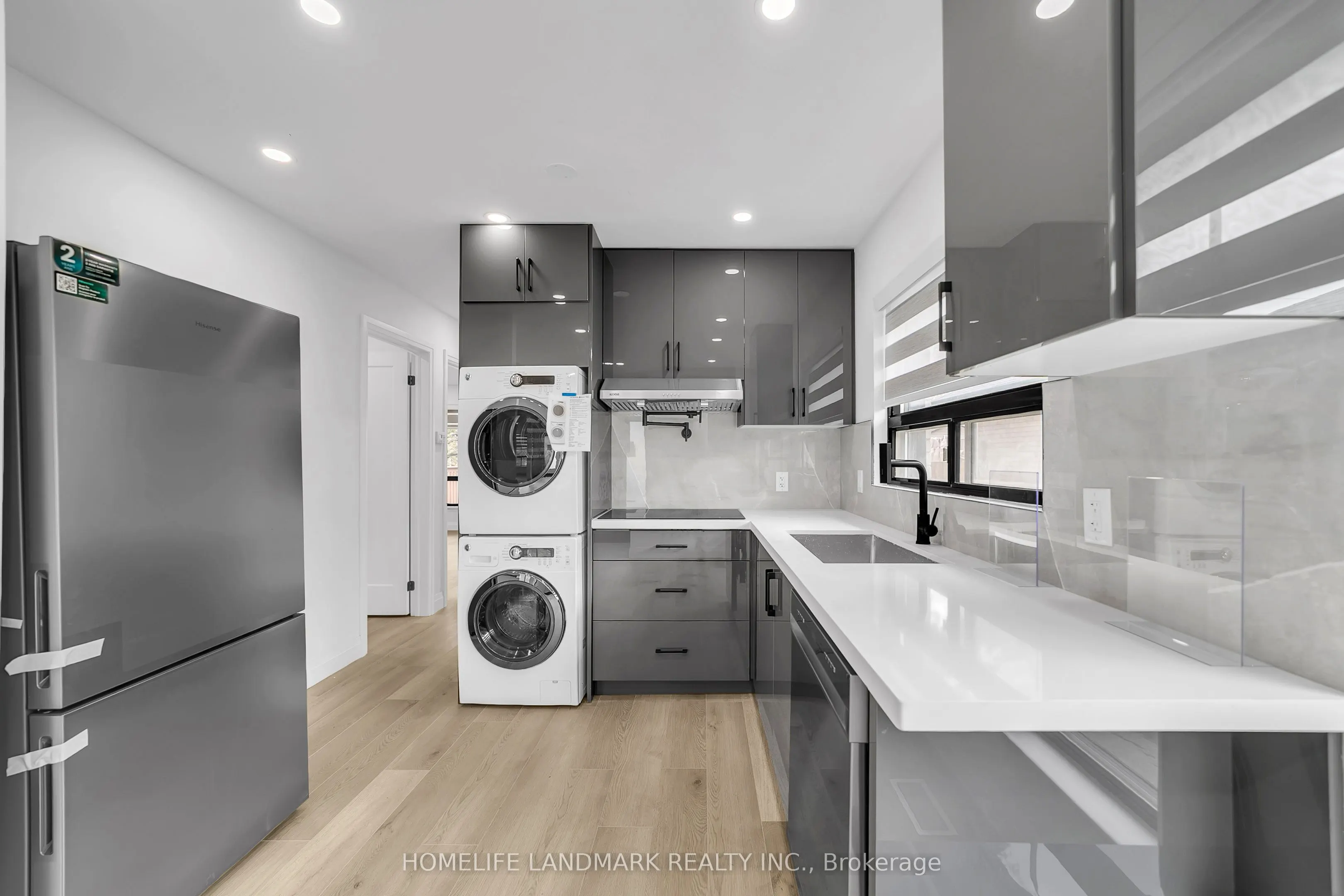 31A (Main Floor) Laurel Avenue