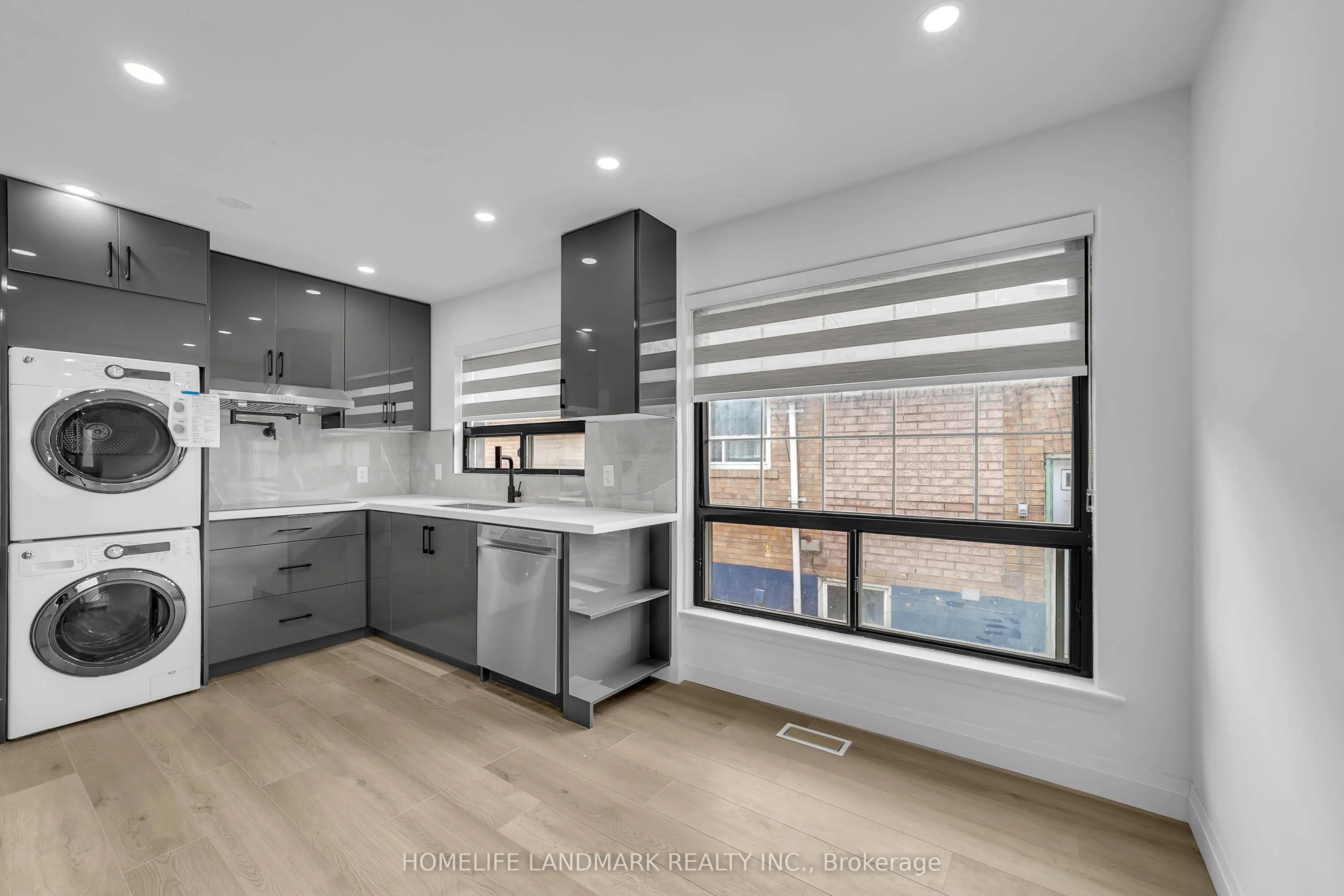 31A (Main Floor) Laurel Avenue