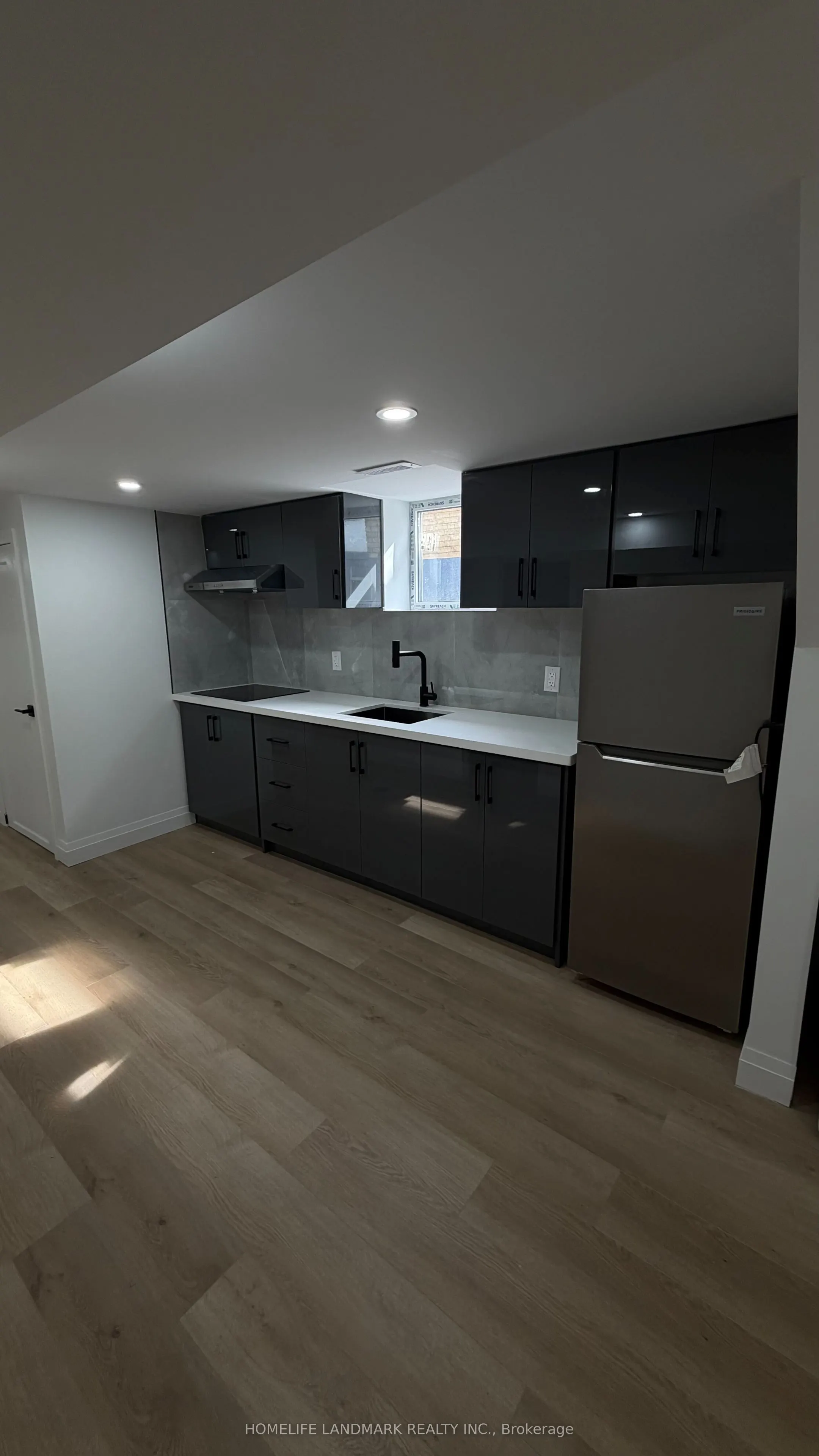 31A (Basement) Laurel Avenue