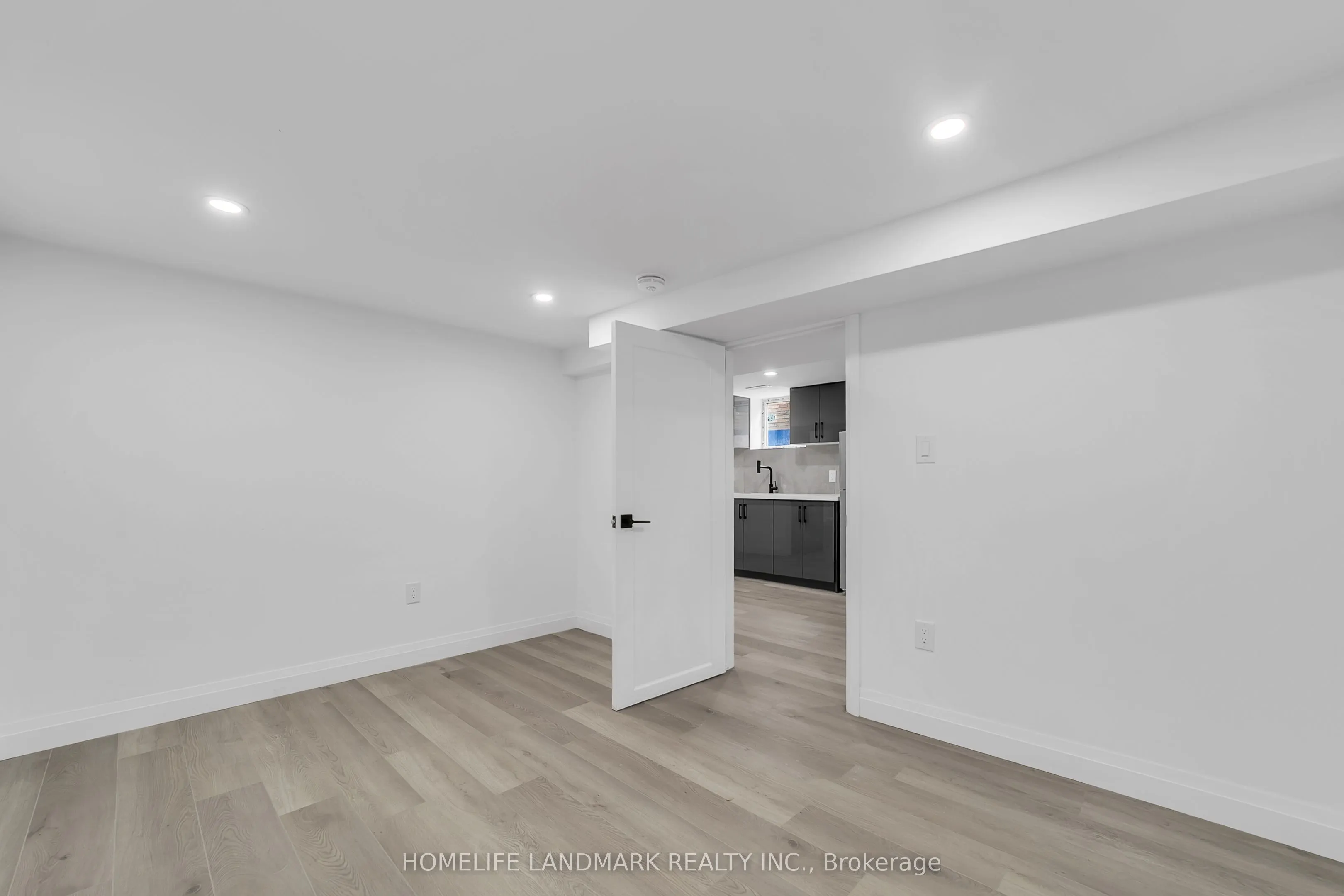 31A (Basement) Laurel Avenue