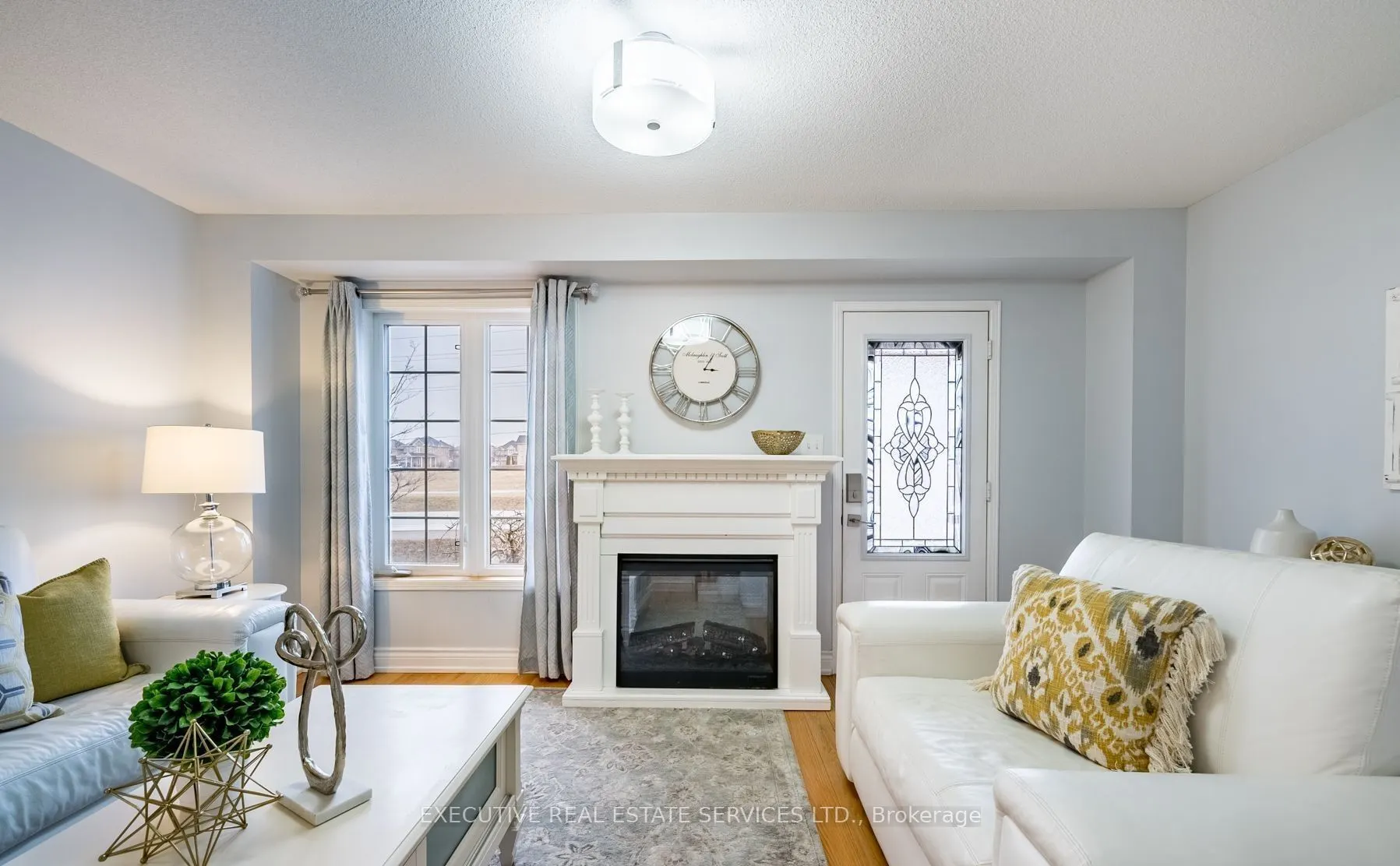 495 Rossland Road E