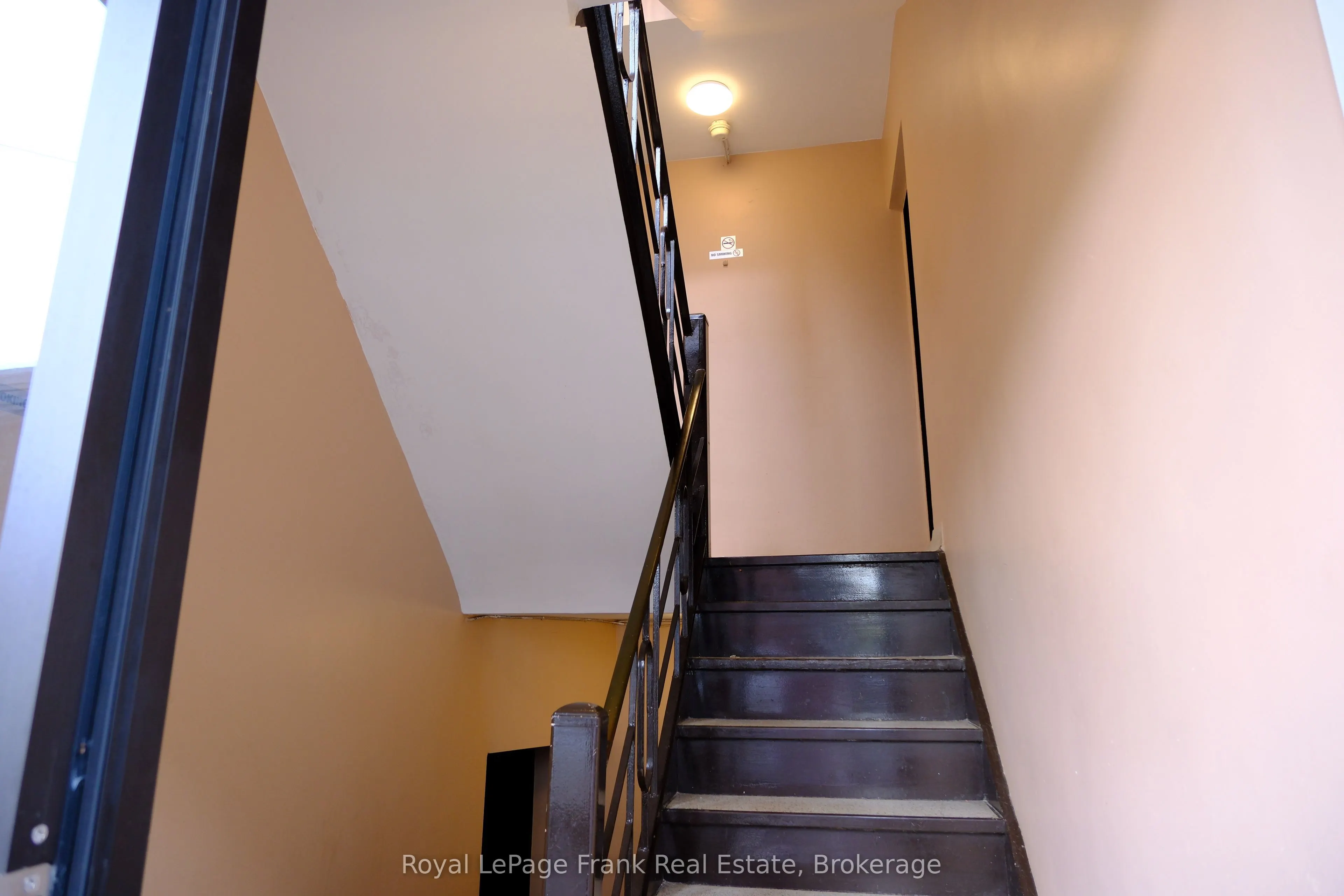 365 Elgin Court #3