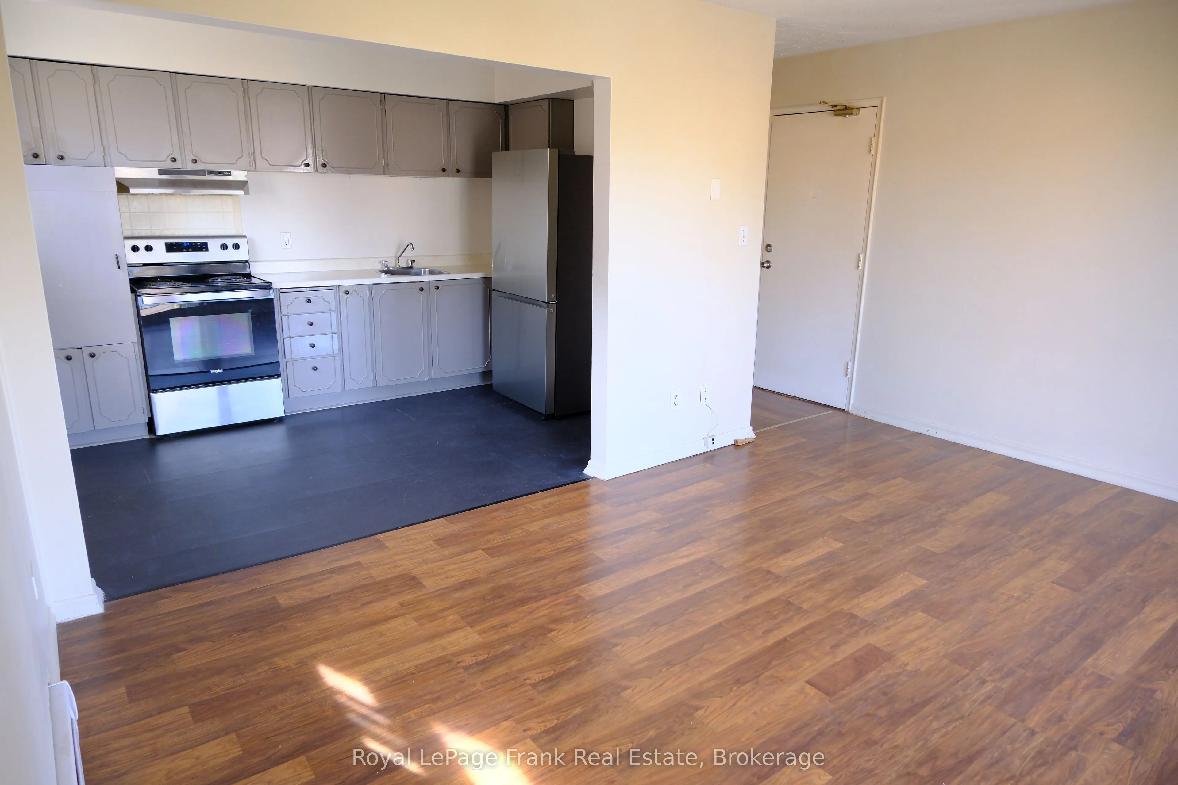365 Elgin Court #3