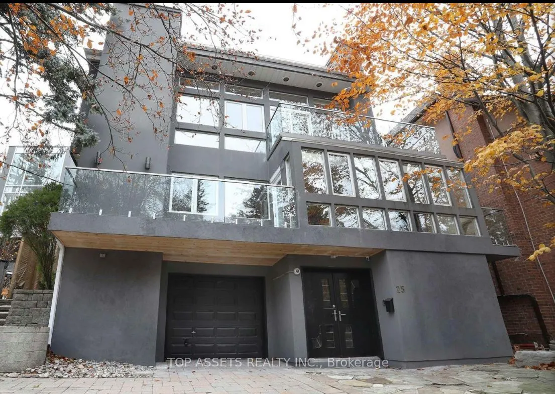 25 Fallingbrook Drive