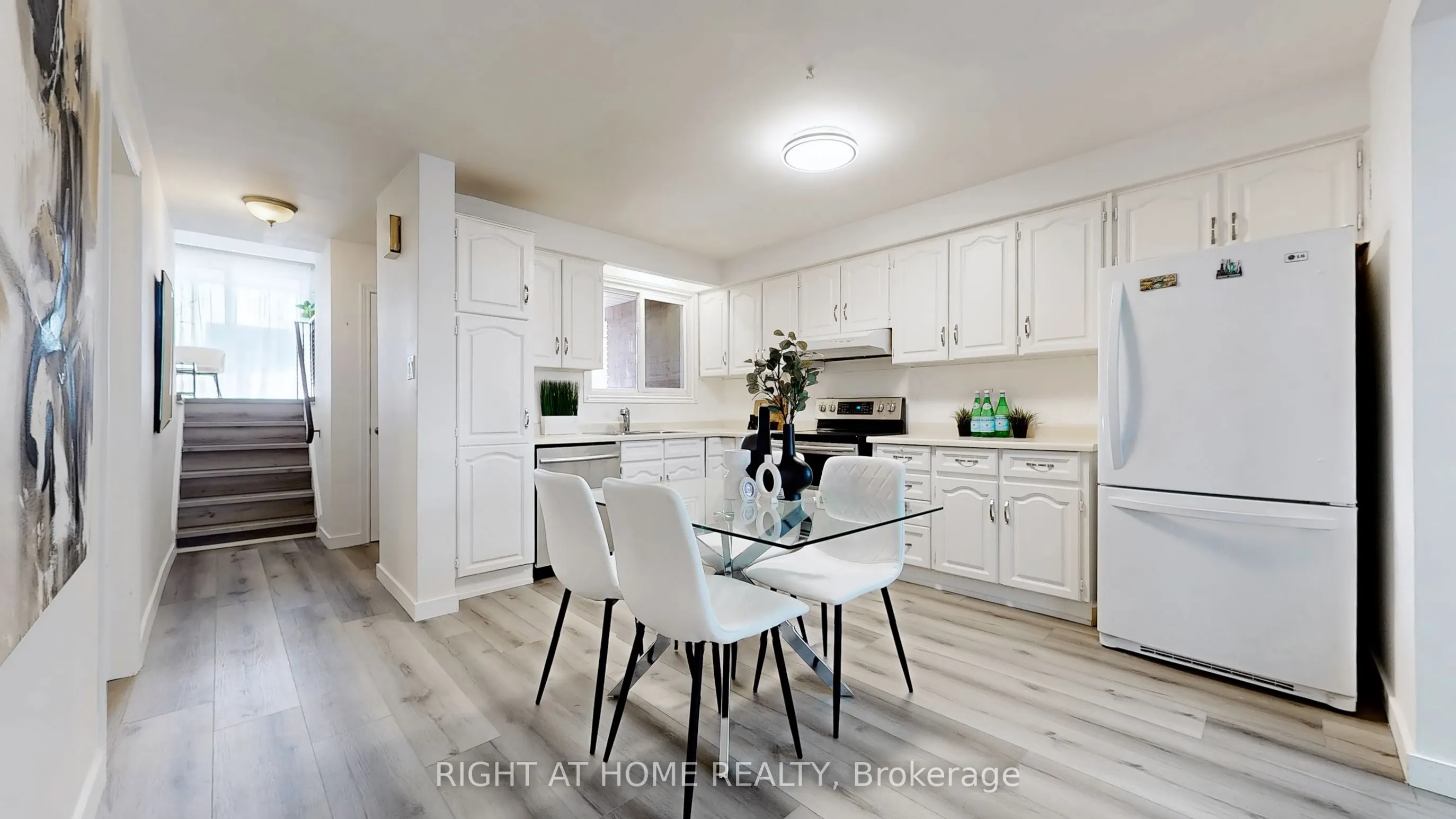 12A Kenmore Avenue