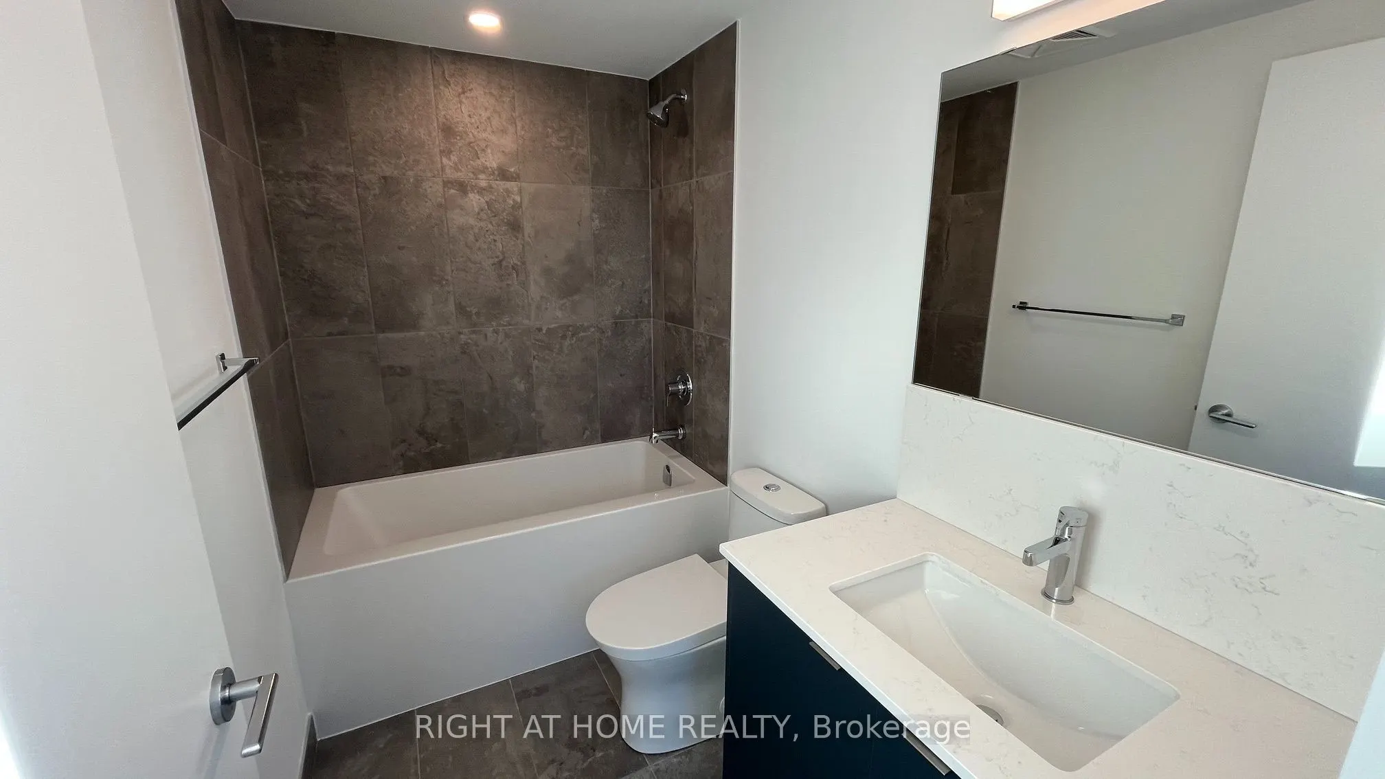 1612 Charles Street #425