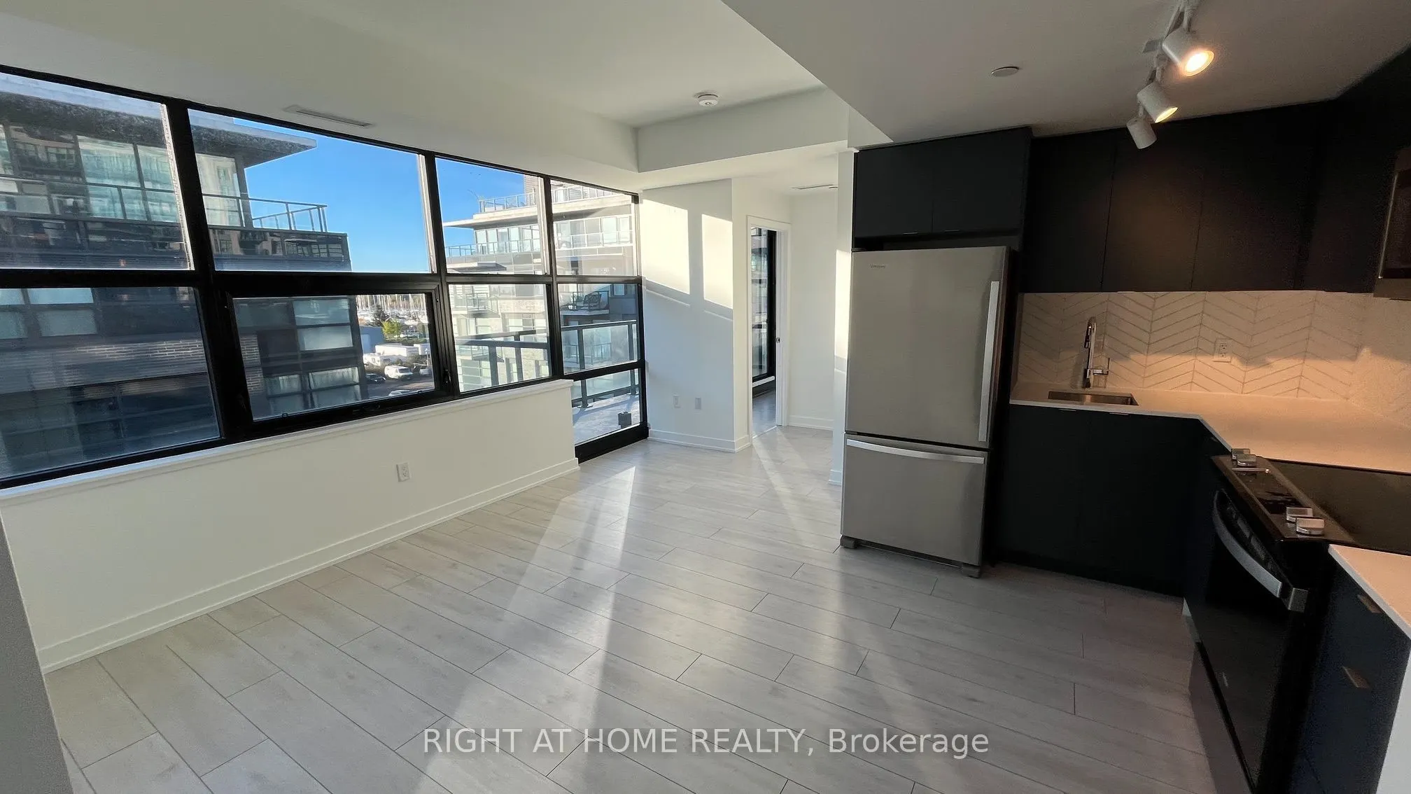 1612 Charles Street #425