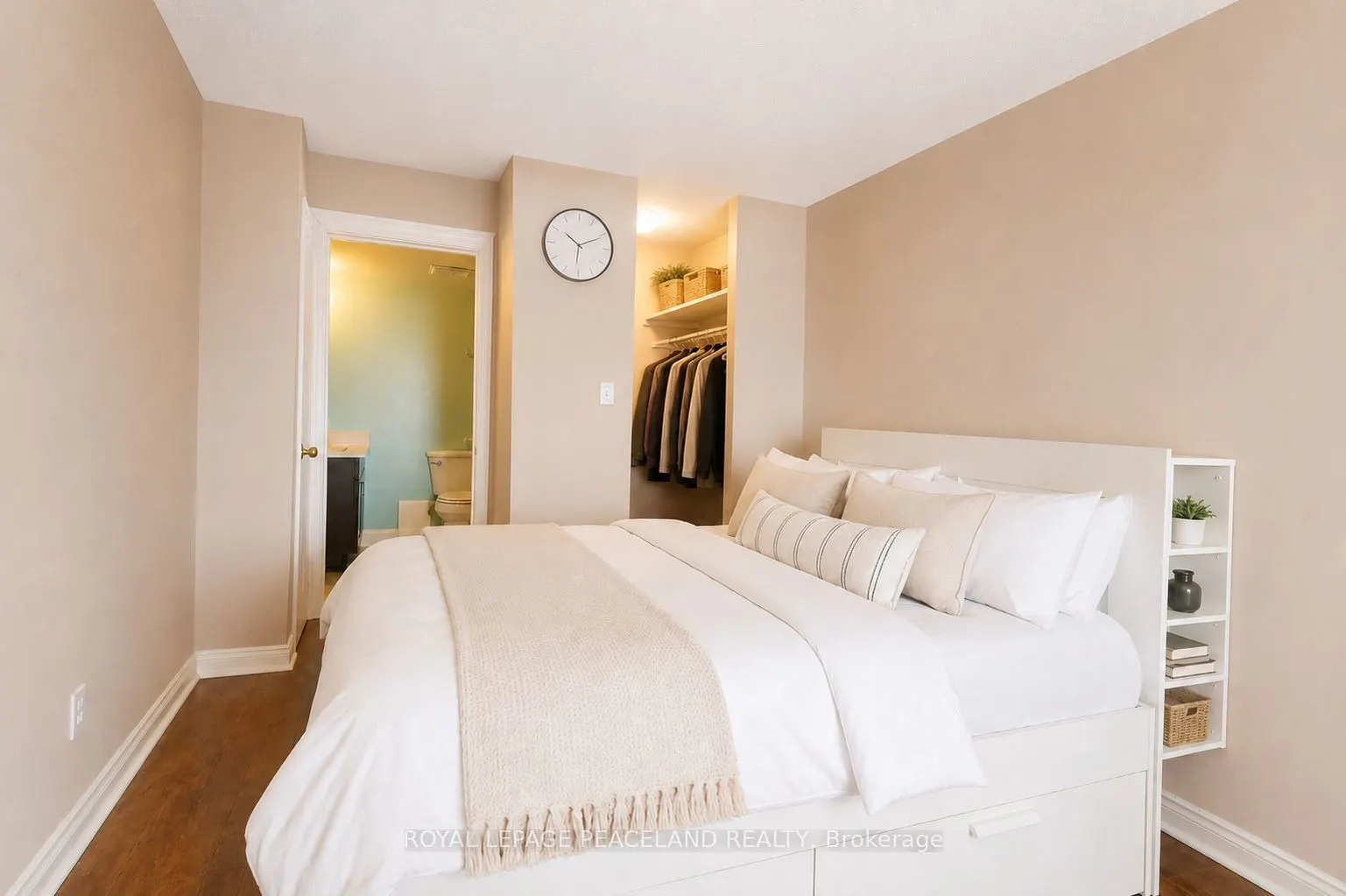 80 Alton Towers Circle #1909