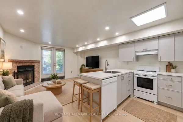 8 Empire Avenue #Lower Unit