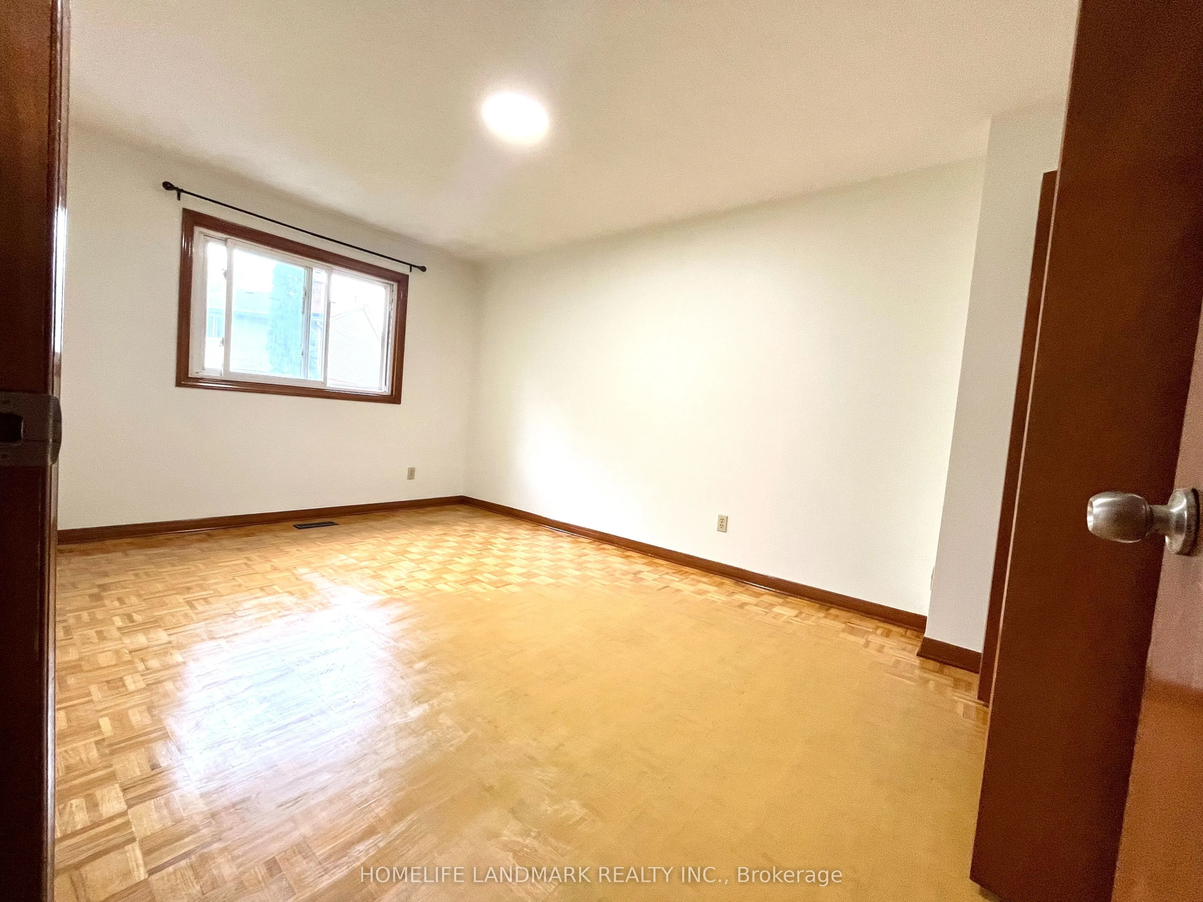 44 Lady Churchill Court