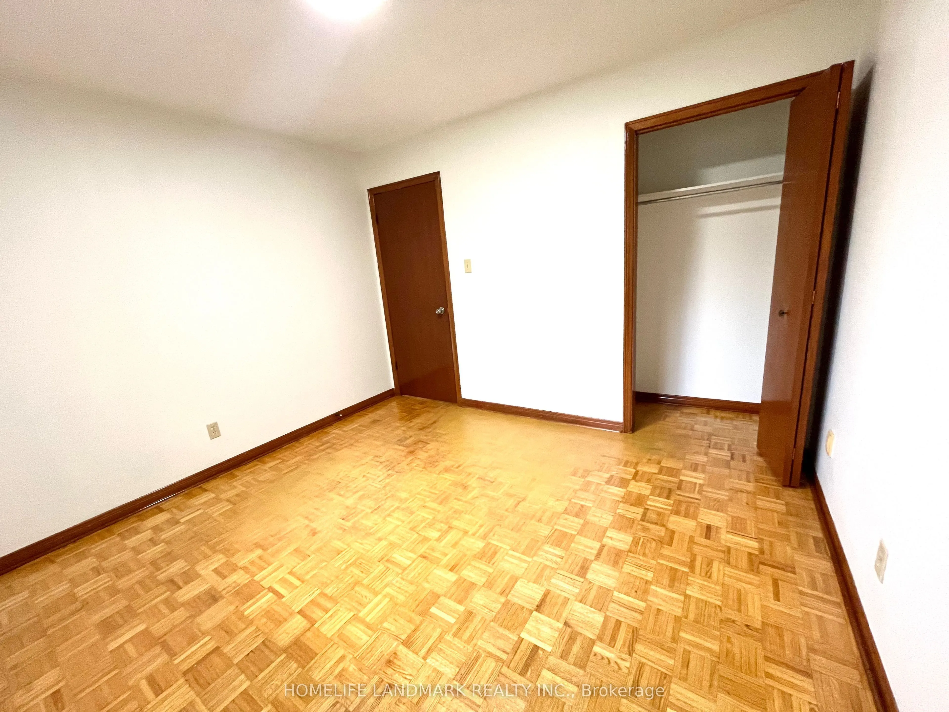 44 Lady Churchill Court