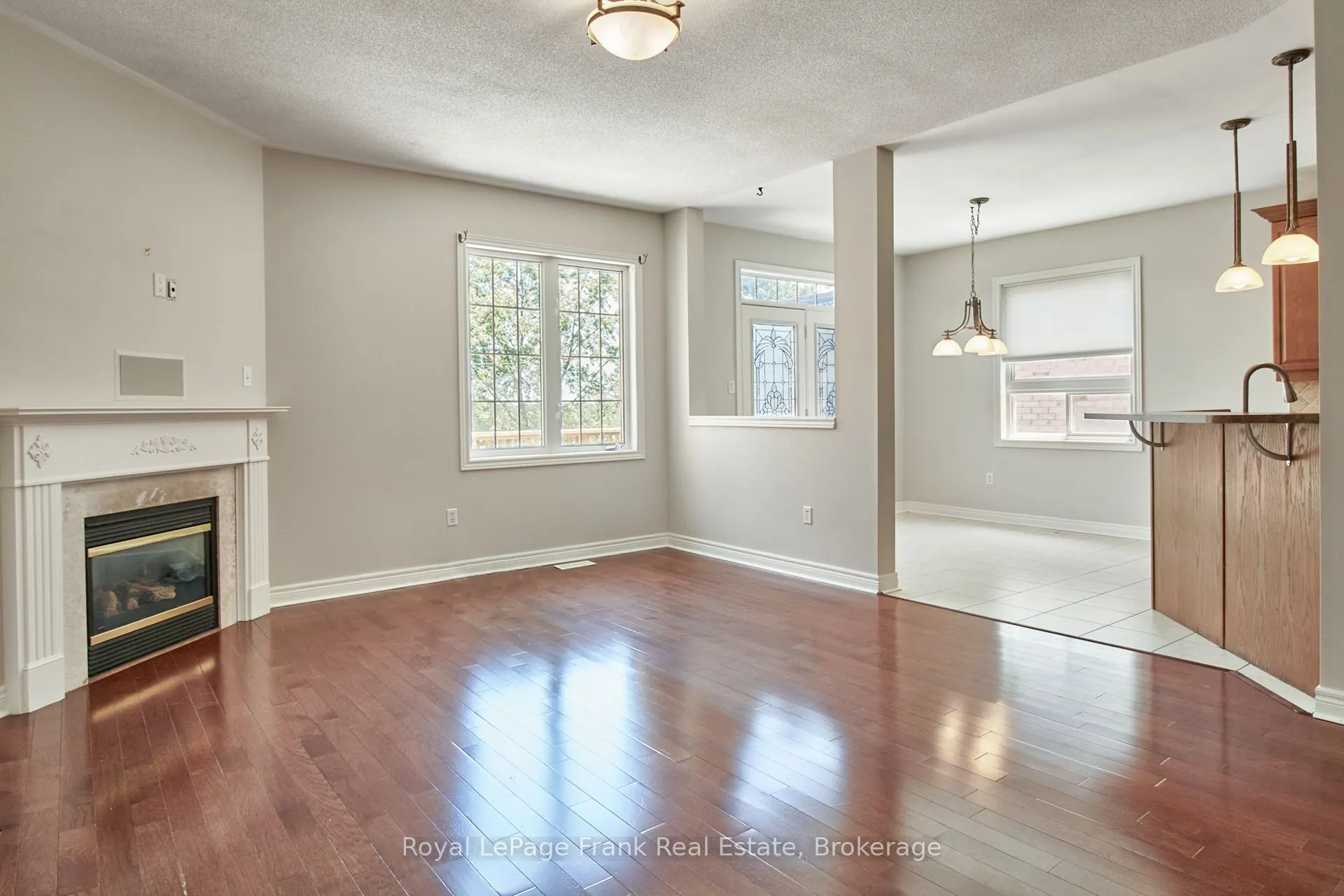 43 Helston Crescent