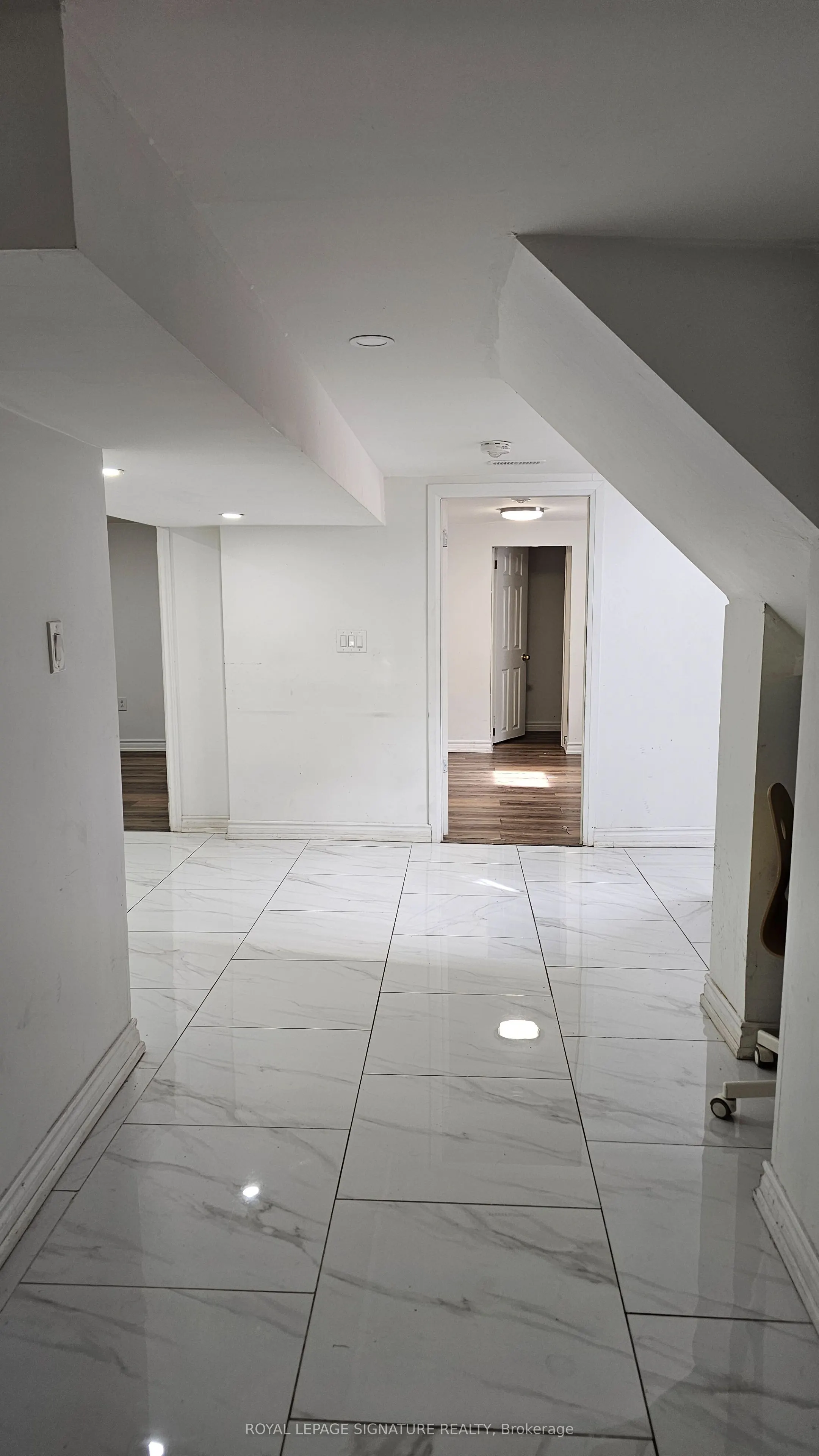 772 Scarborough Golf Club Road #Lower