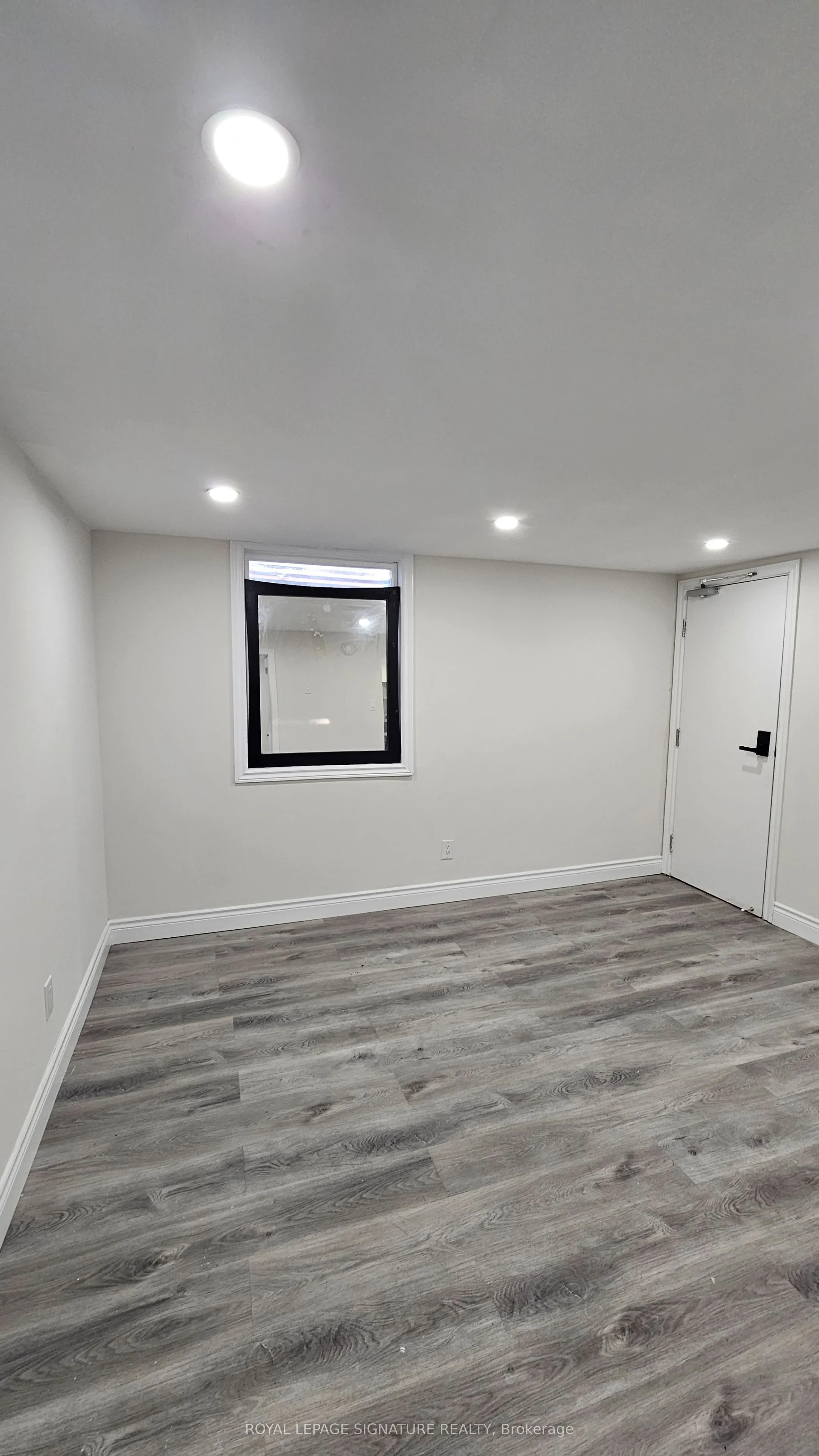 772 Scarborough Golf Club Road #Lower