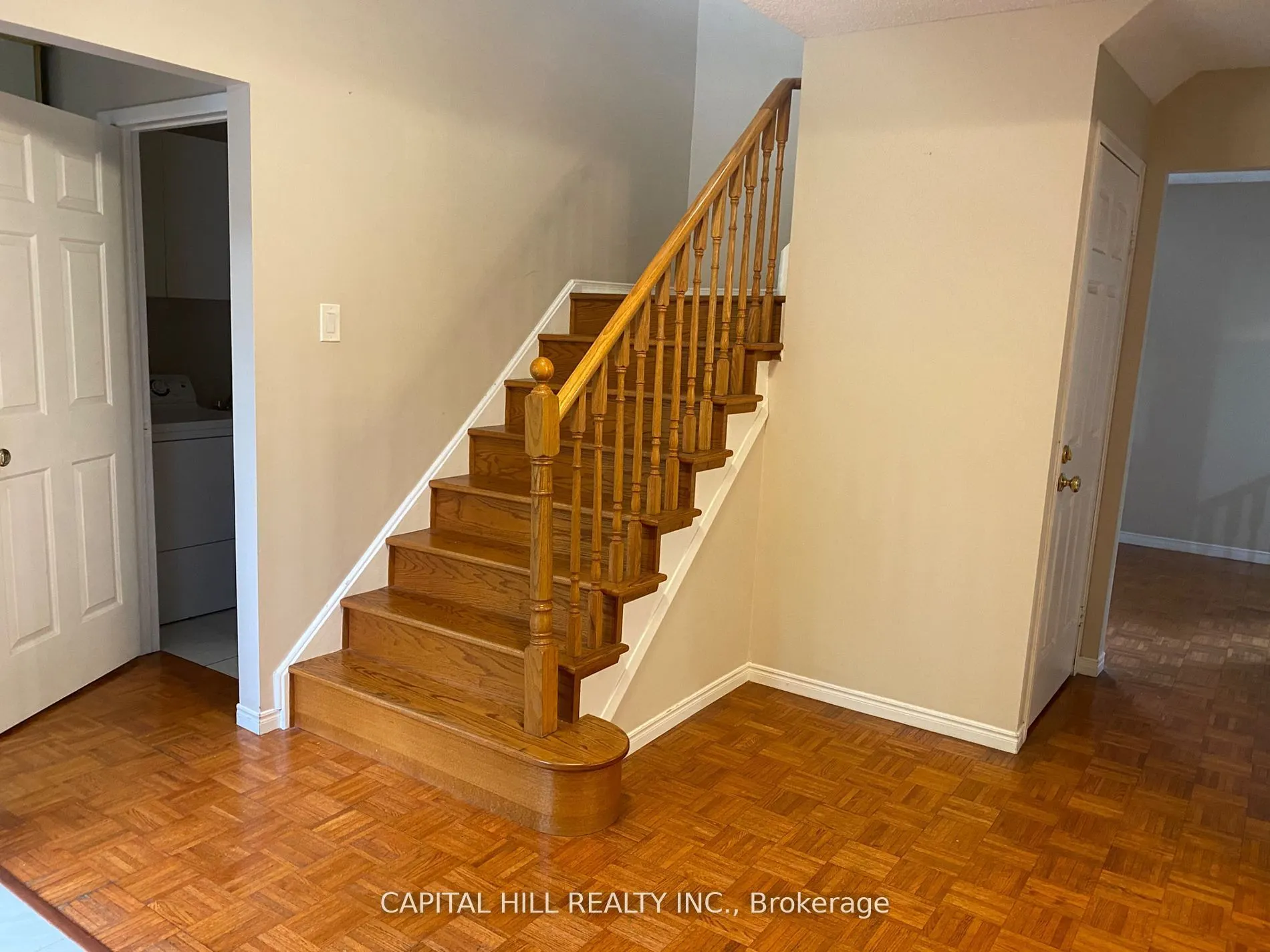 34 Allard Avenue #Main Floor