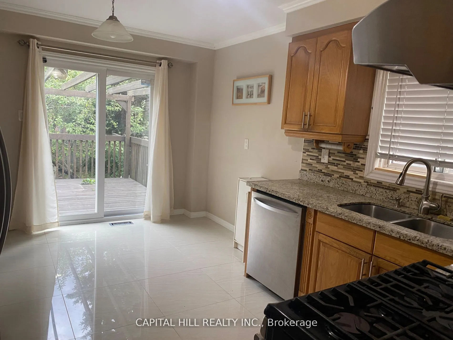 34 Allard Avenue #Main Floor
