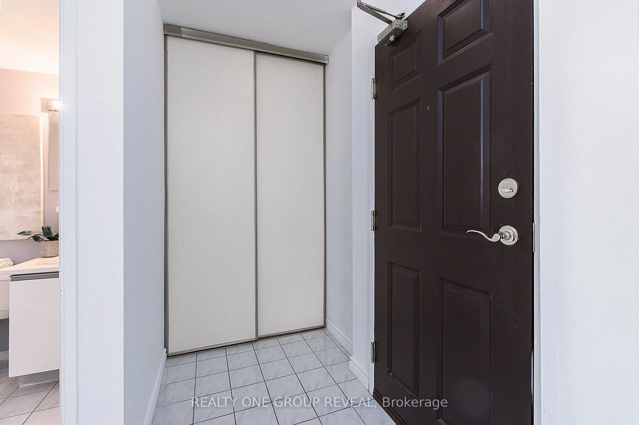 2 Westney Road N #602
