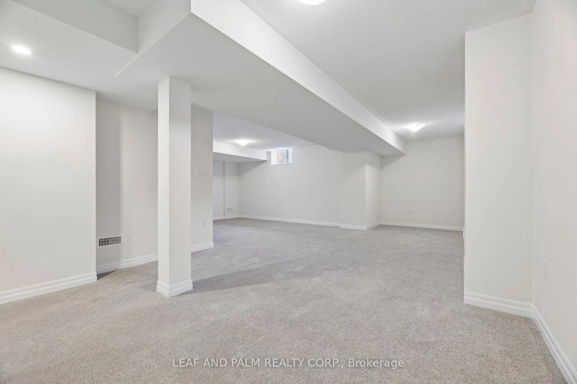 42 Northrop Avenue