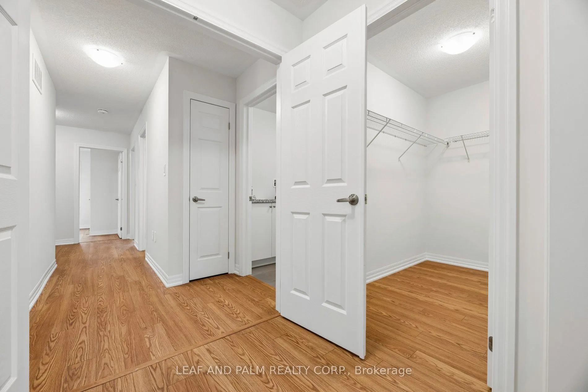 42 Northrop Avenue