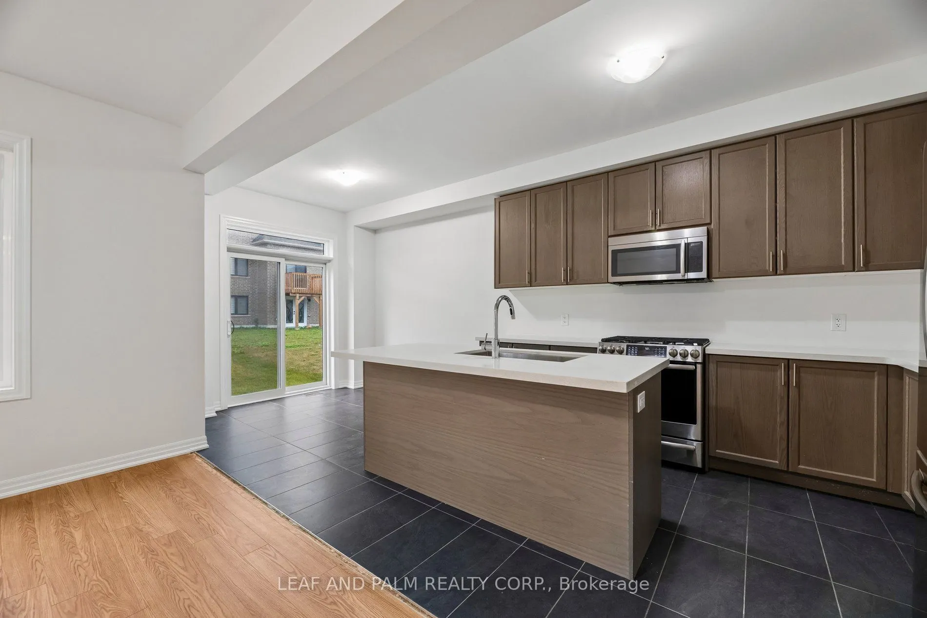 42 Northrop Avenue