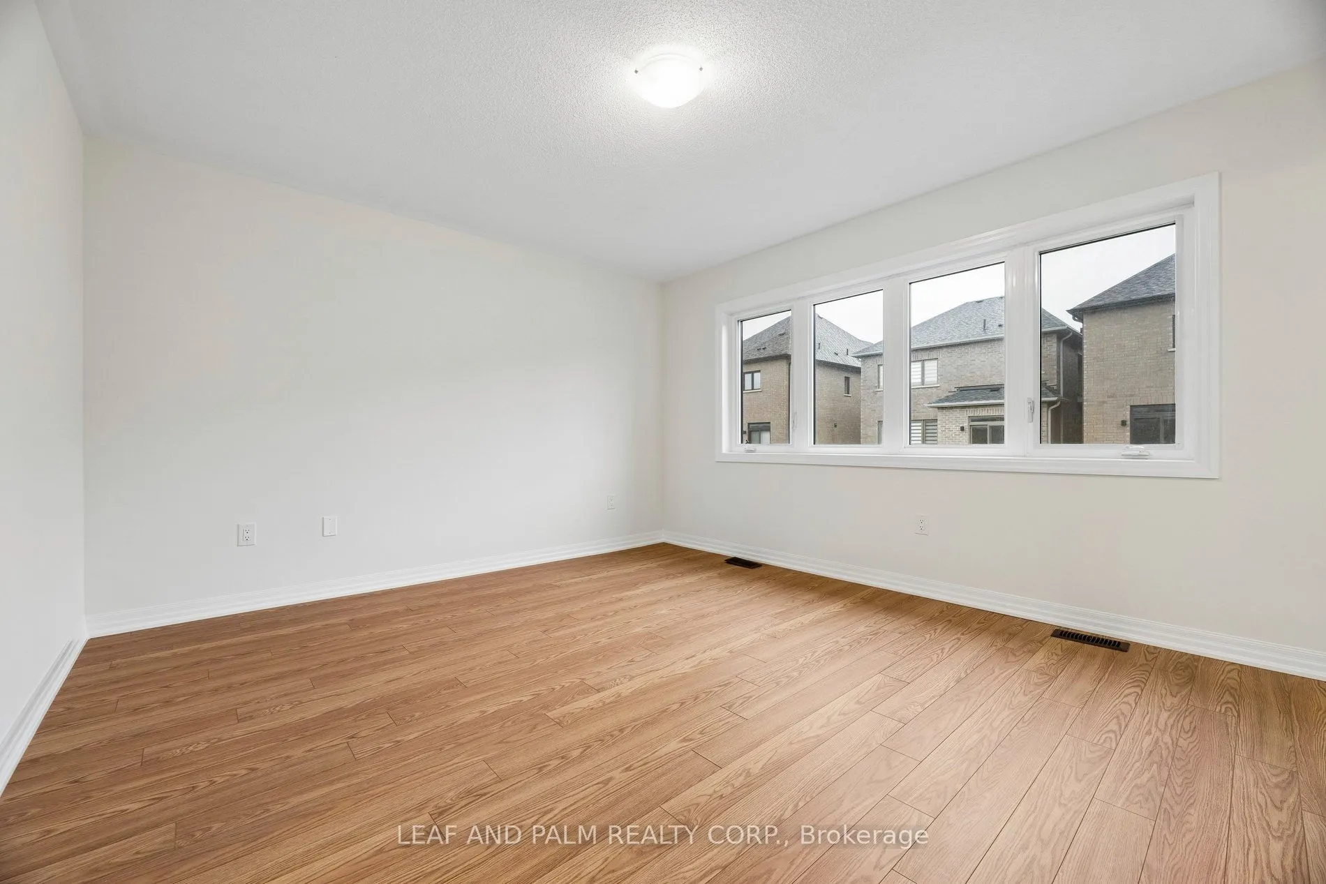 42 Northrop Avenue