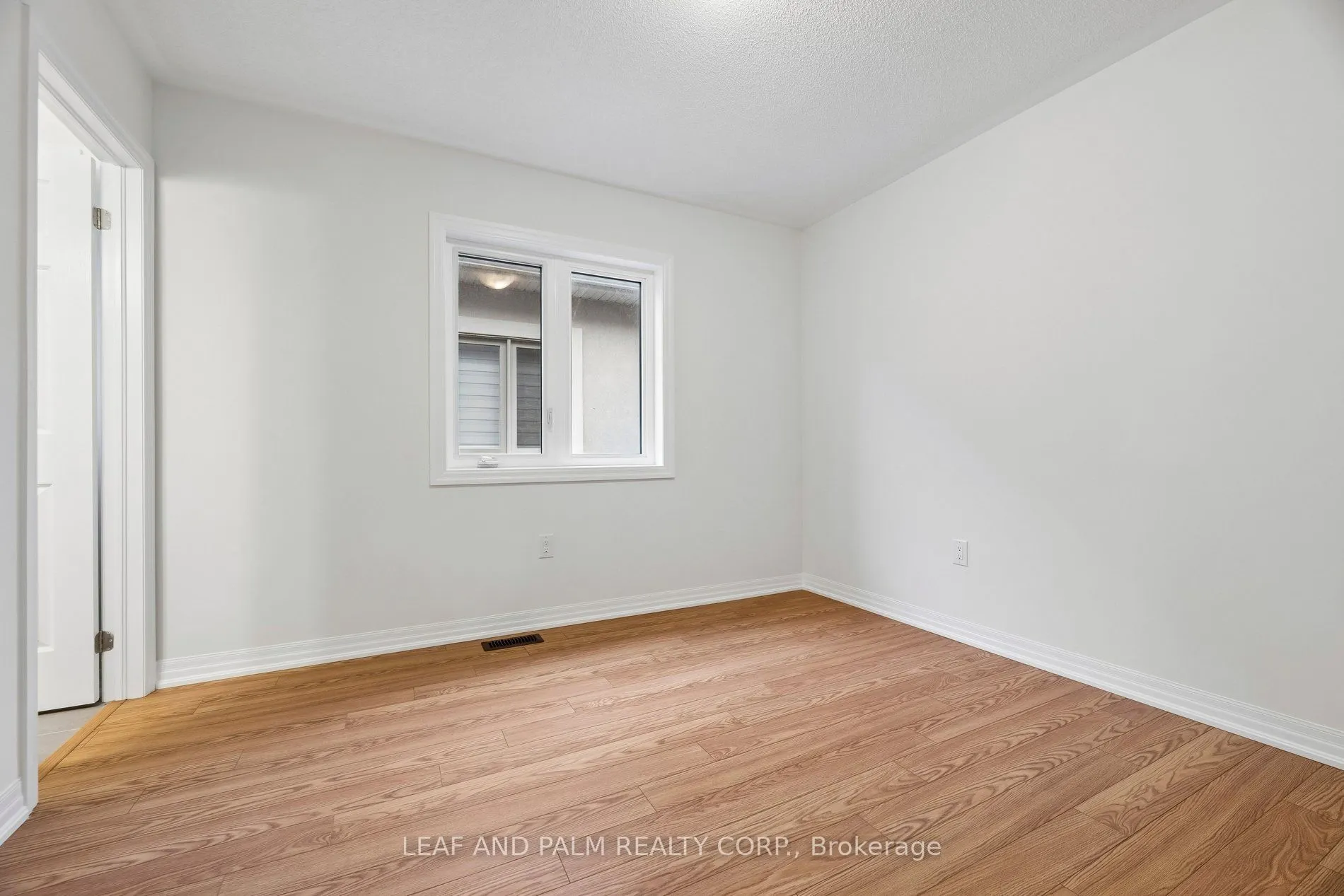 42 Northrop Avenue