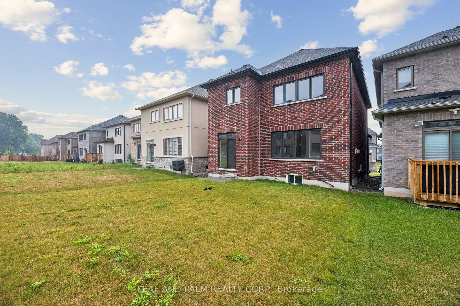 42 Northrop Avenue