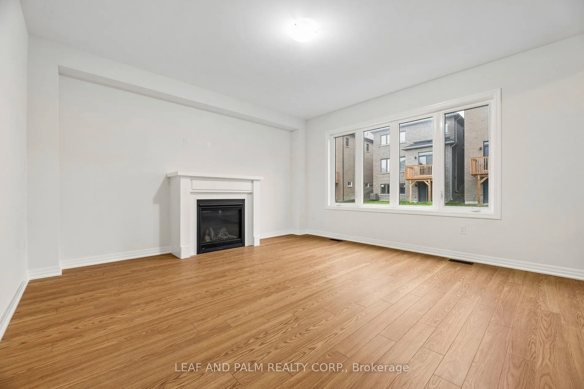 42 Northrop Avenue