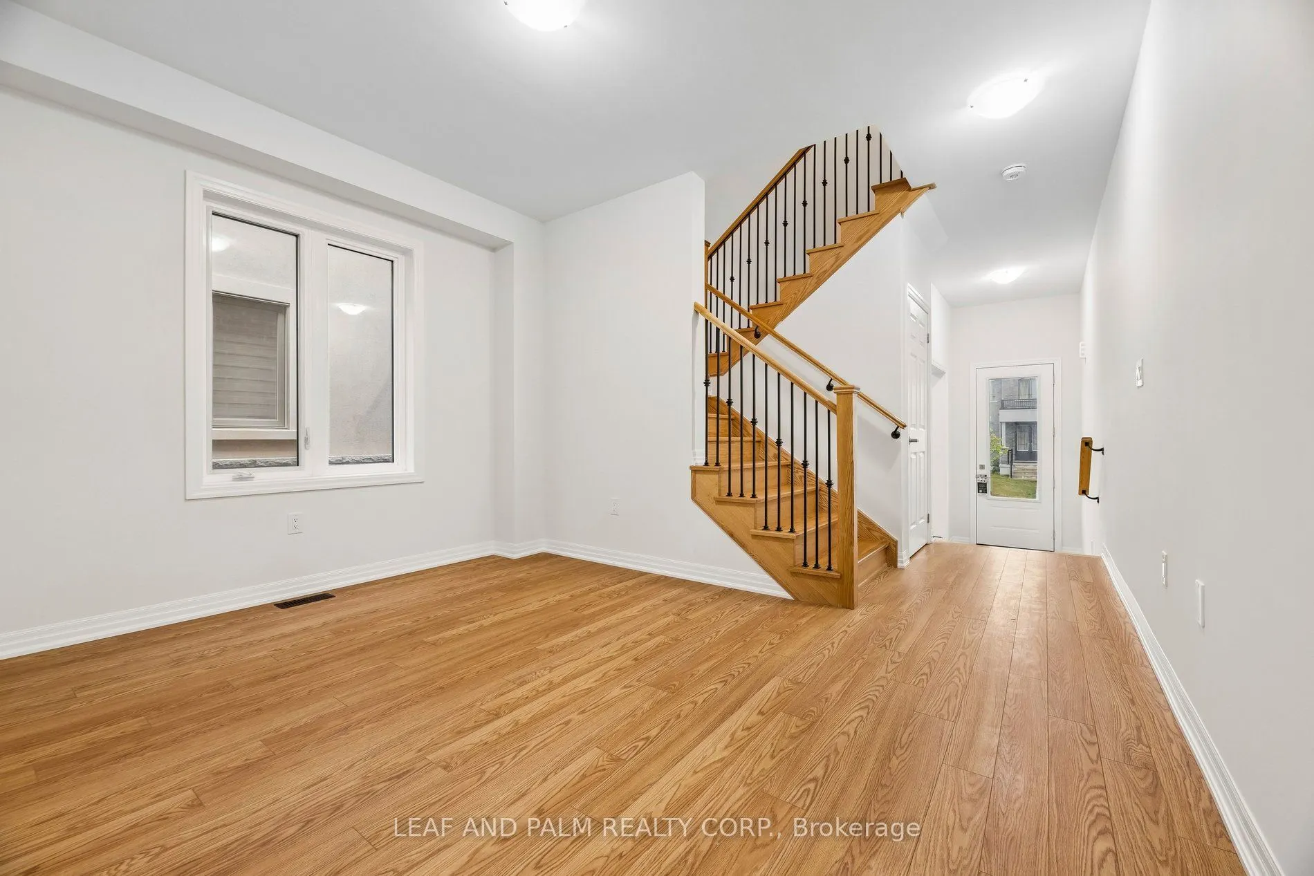 42 Northrop Avenue