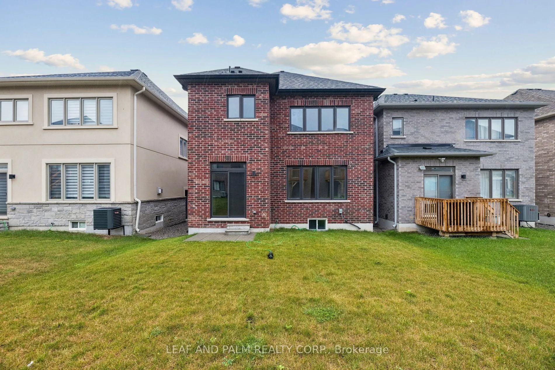 42 Northrop Avenue